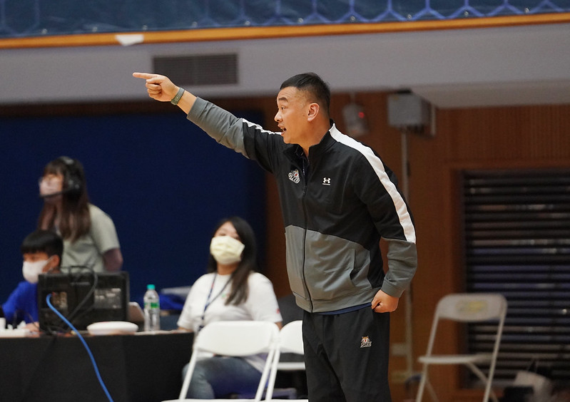 鼓勵球員外線多出手　何正峰盼世新打出投射球風　