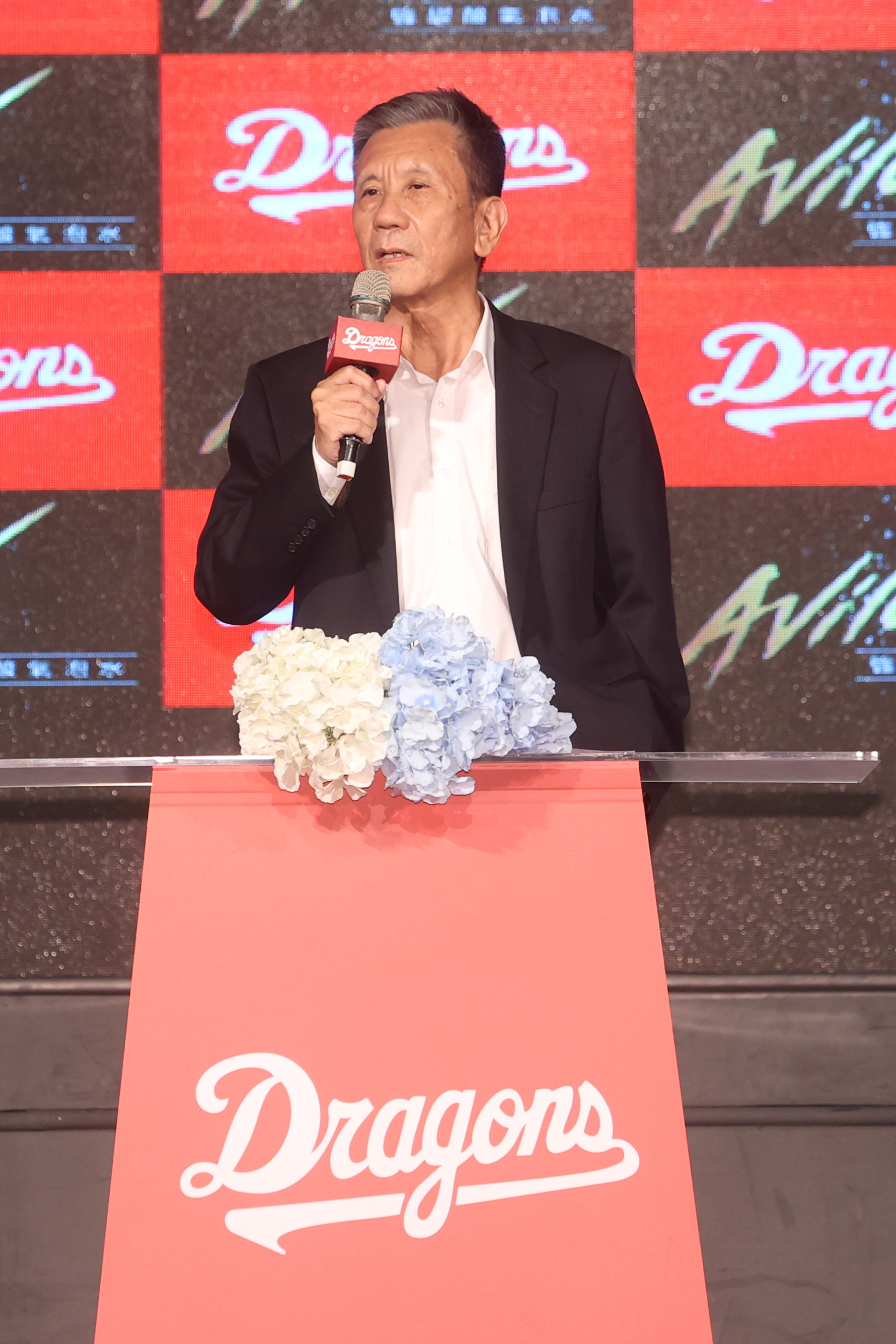 中職第一位轉隊領隊任中傑　揭露味全龍3連霸秘辛