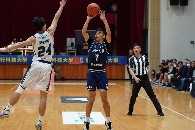 張俊生飆個人UBA新高35分　關鍵三分助世新退萬能