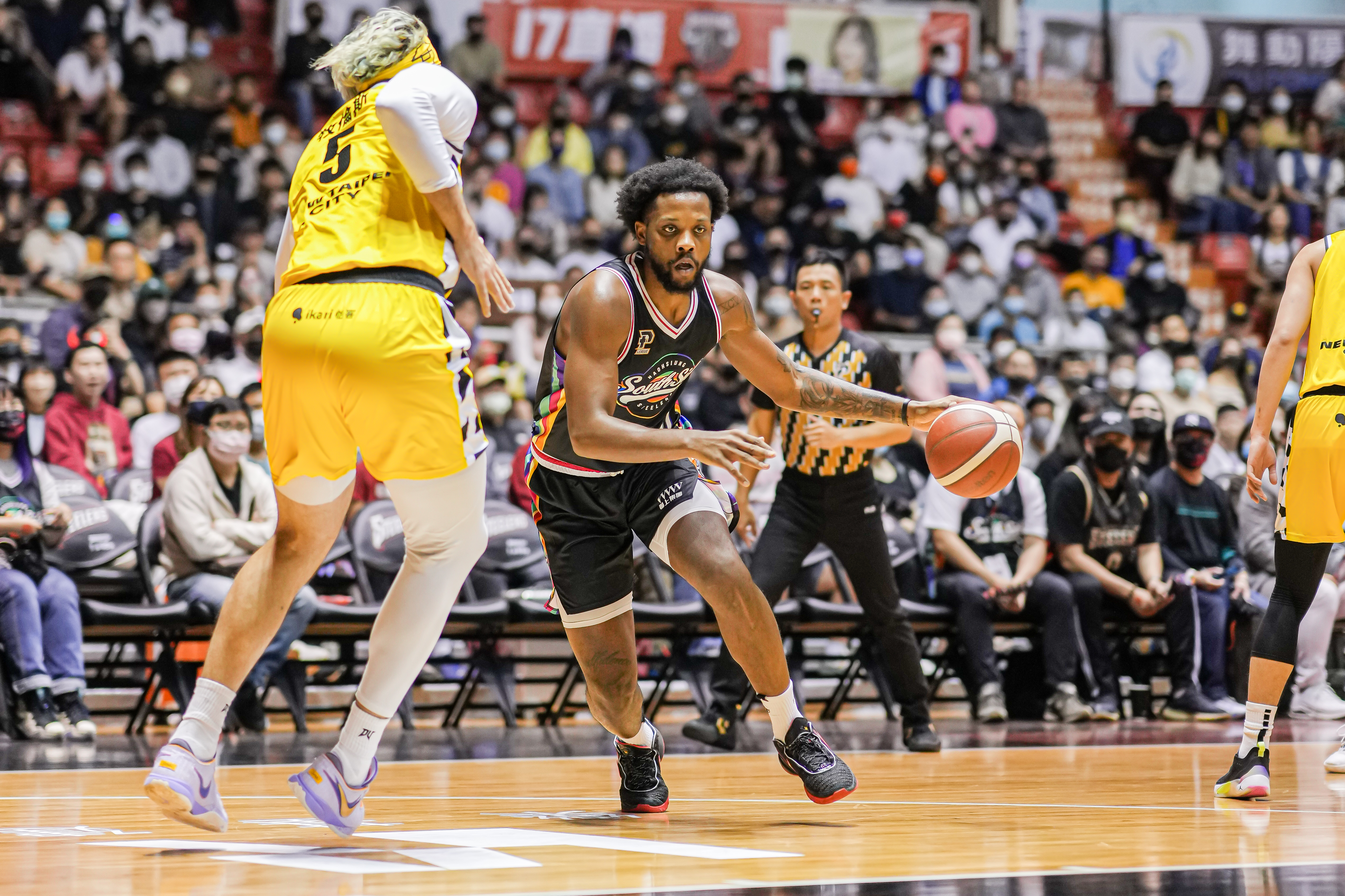 林書豪登場前1戰　鋼鐵人還是輸國王