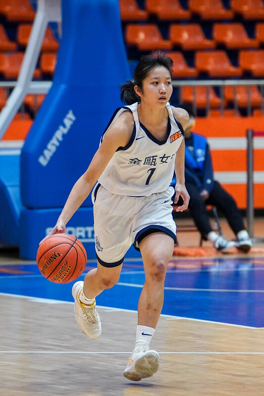 金甌女中正逢換血　8強吞4連敗