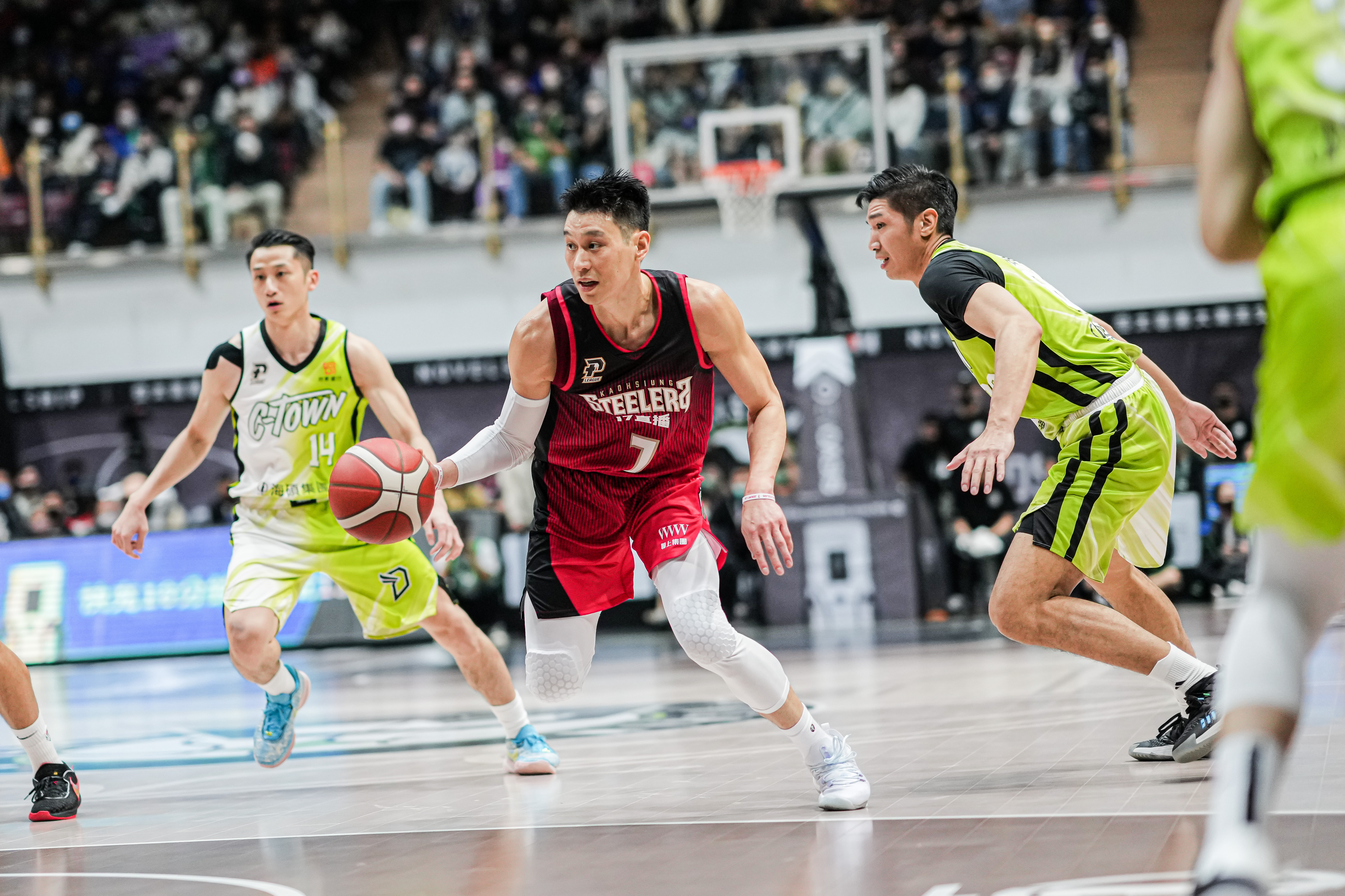 豪神牌失效？　鋼鐵人第2場就輸夢想家