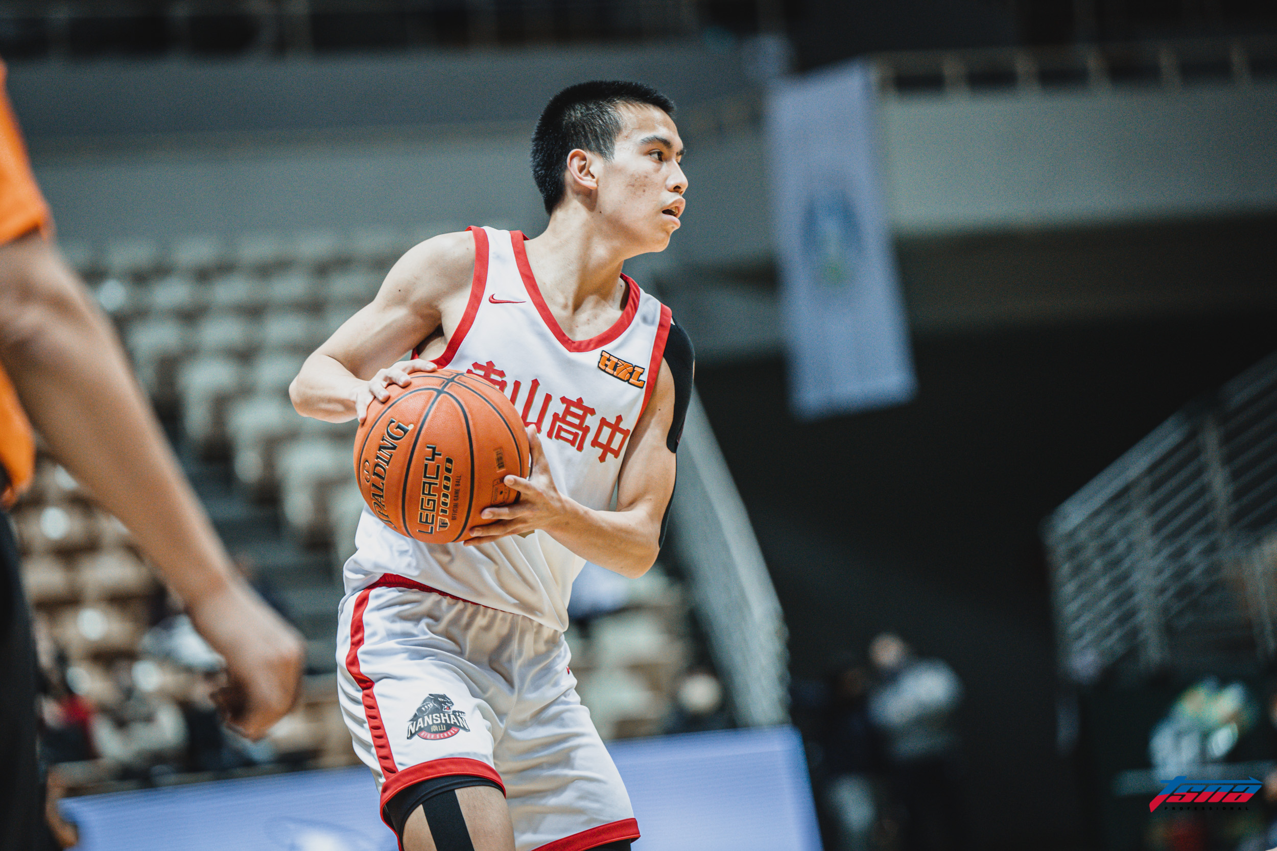 克服開賽0比14劣勢　南山逆轉勝搶下4強最終門票