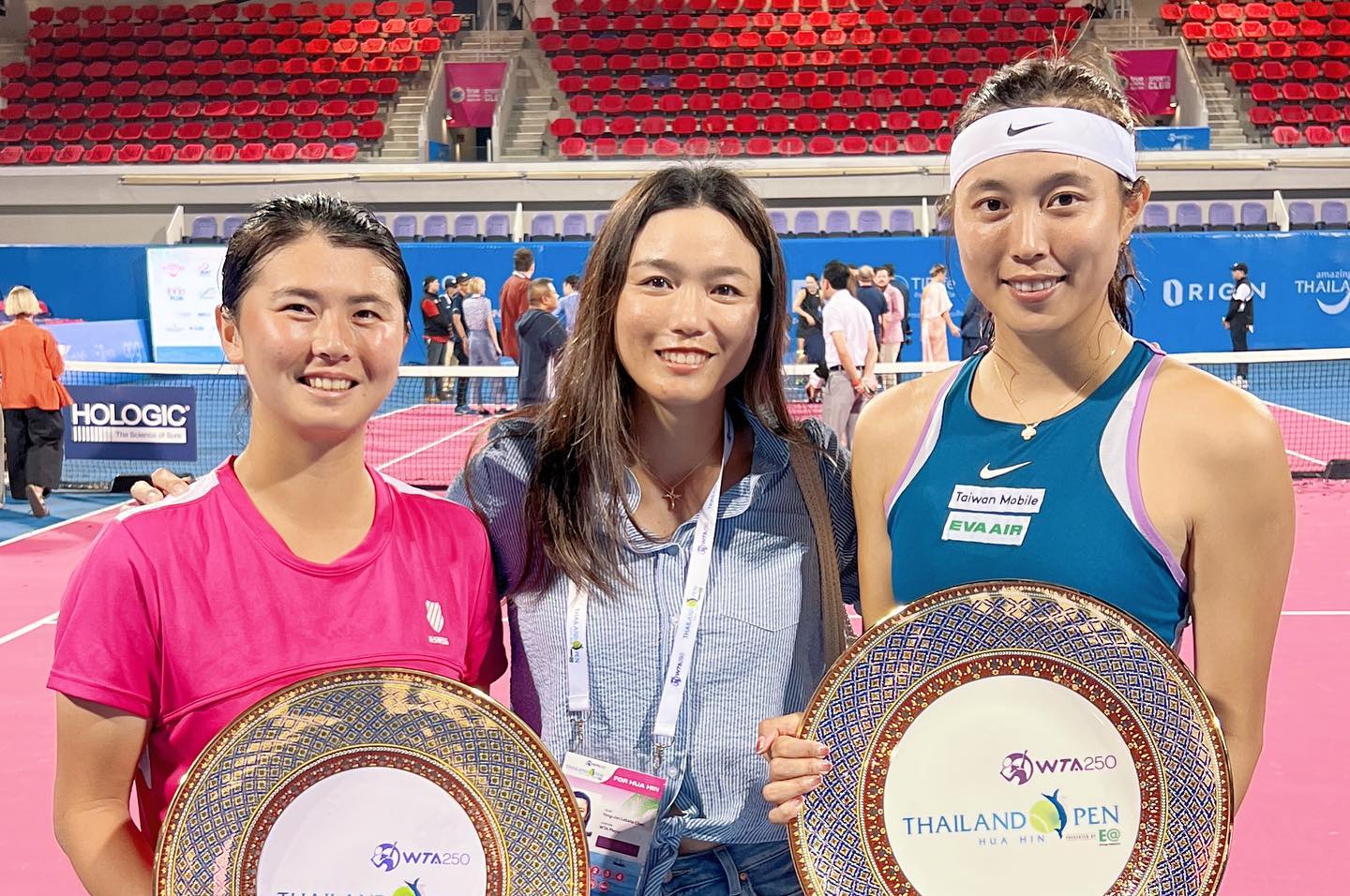 吳芳嫺攜手王欣瑜　WTA梅里達公開賽挺進8強