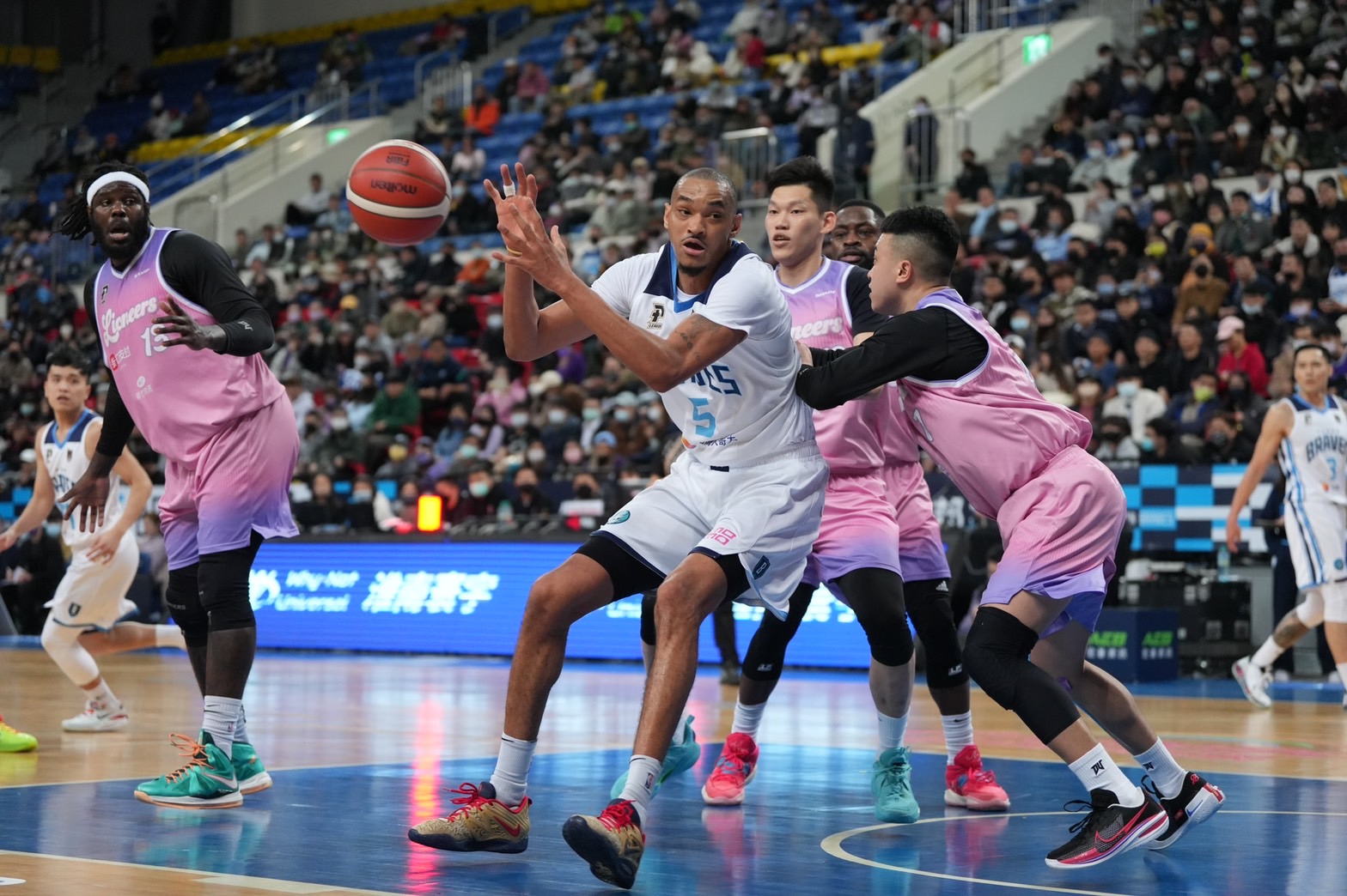 30分慘電攻城獅　富邦勇士收7連勝