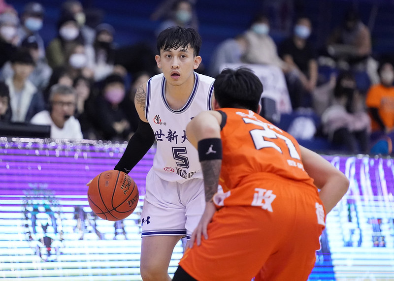 又是陳將双！　致勝2分率世新8強開胡