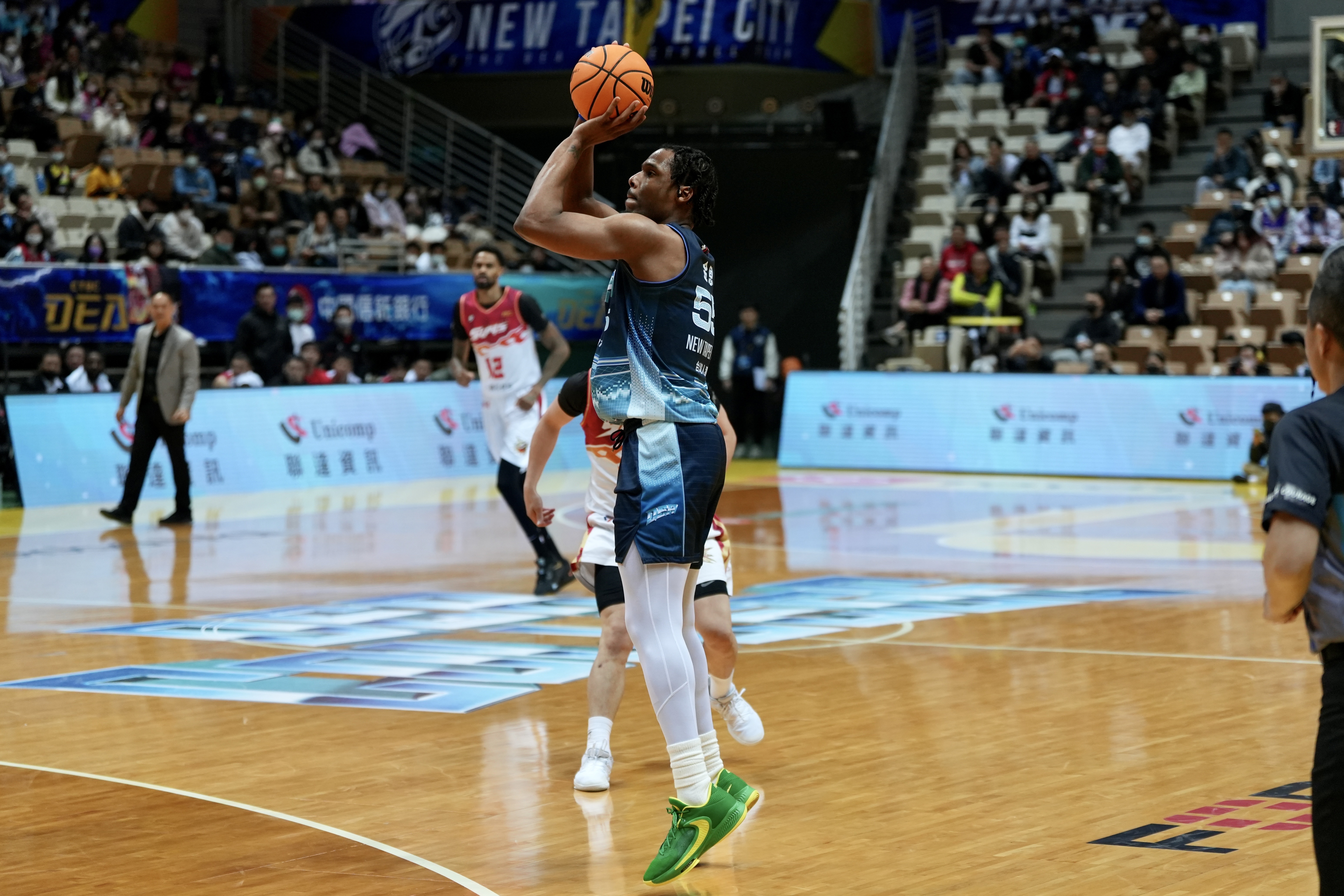 特攻主場9連勝　太陽苦吞4連敗