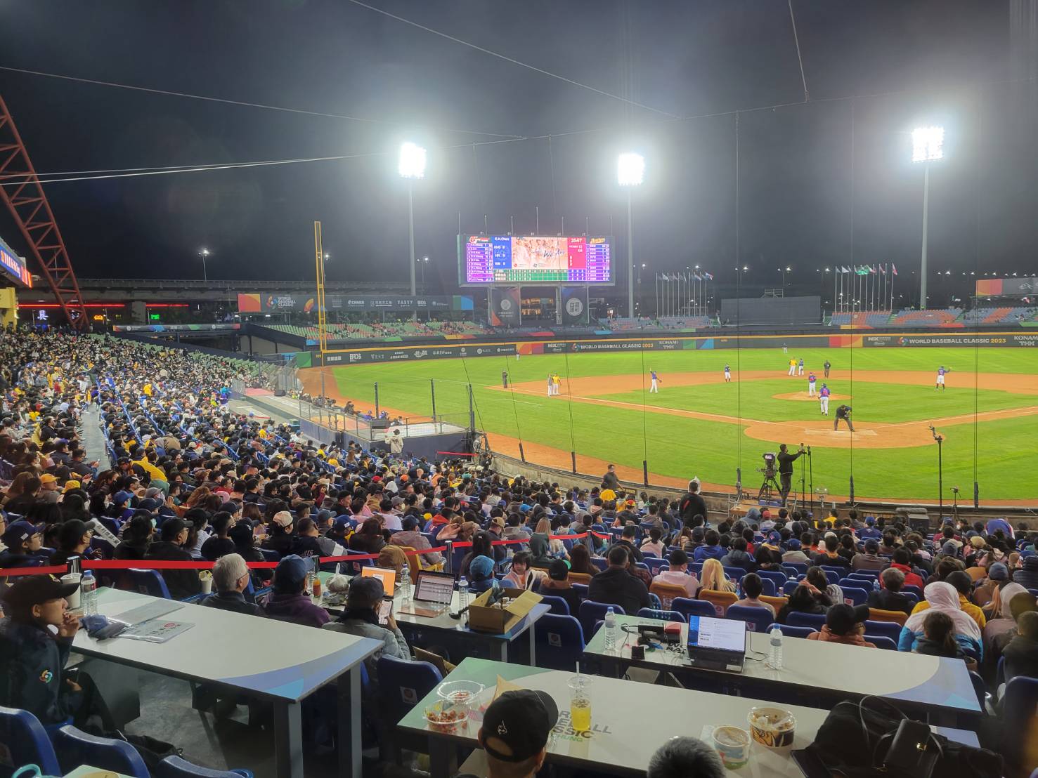 WBC》中華隊對中信兄弟湧進破萬球迷　晚場2地賽事共15180人