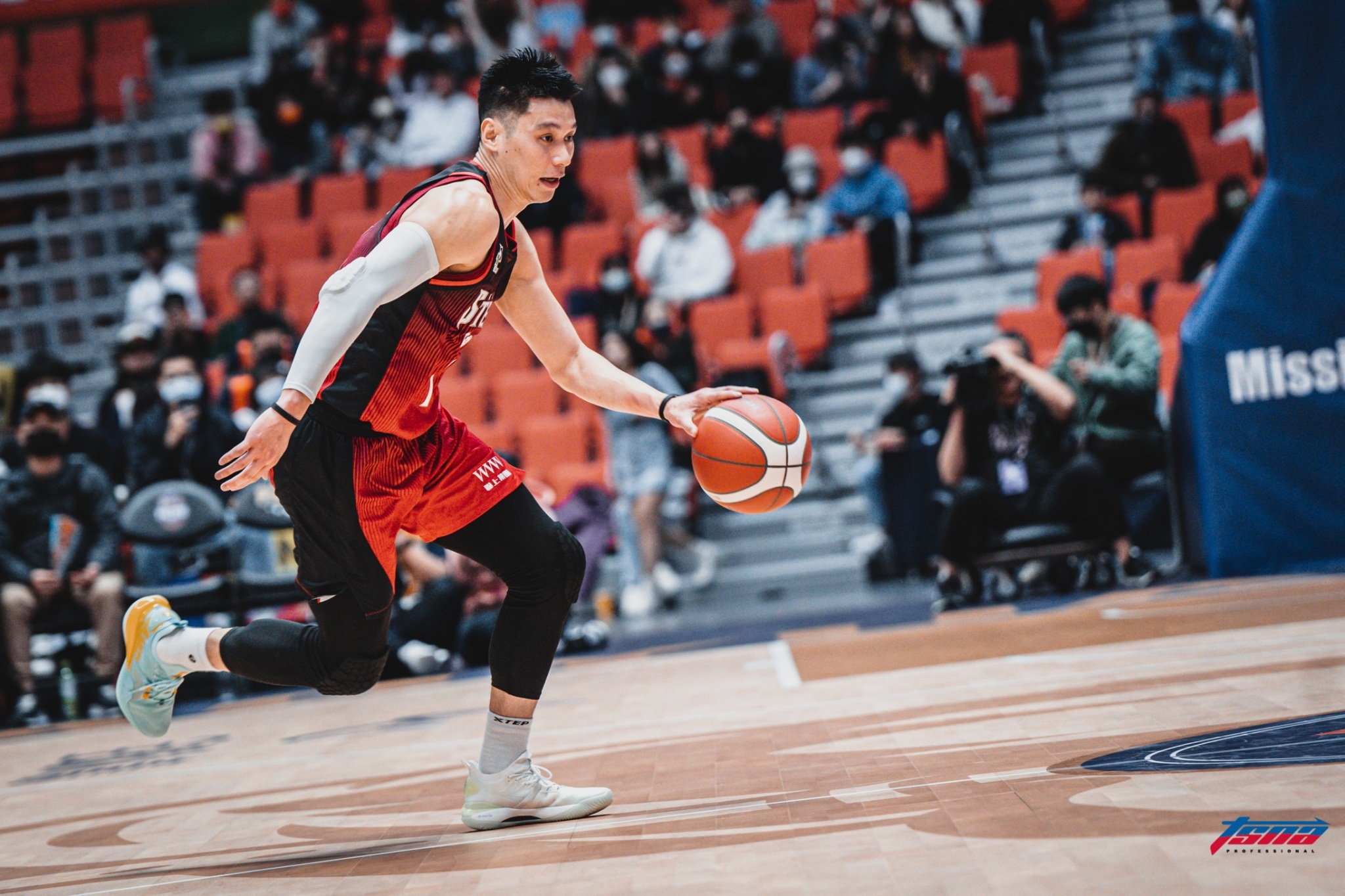 林書豪大戰林志傑　3/10鳳山上演