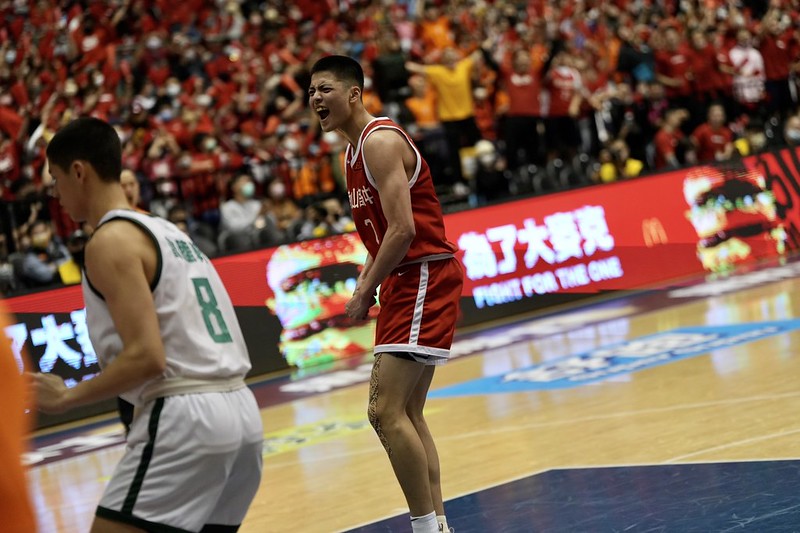 南山昨晚一起看經典賽　葉惟捷：中華隊激勵人心