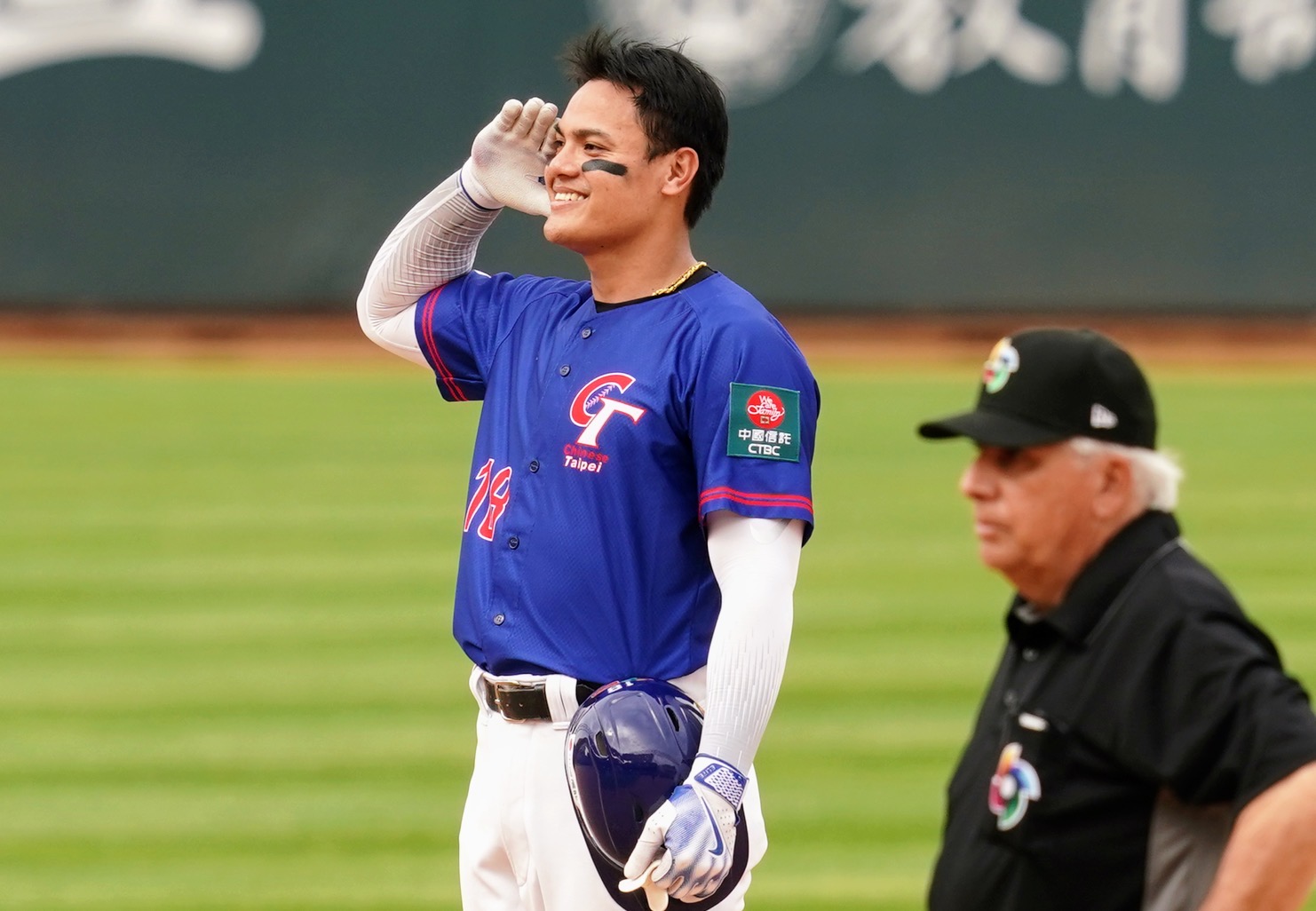 WBC》球迷認證他夠格成「鋒哥接班人」　餅總看張育成：目前台灣最好打者