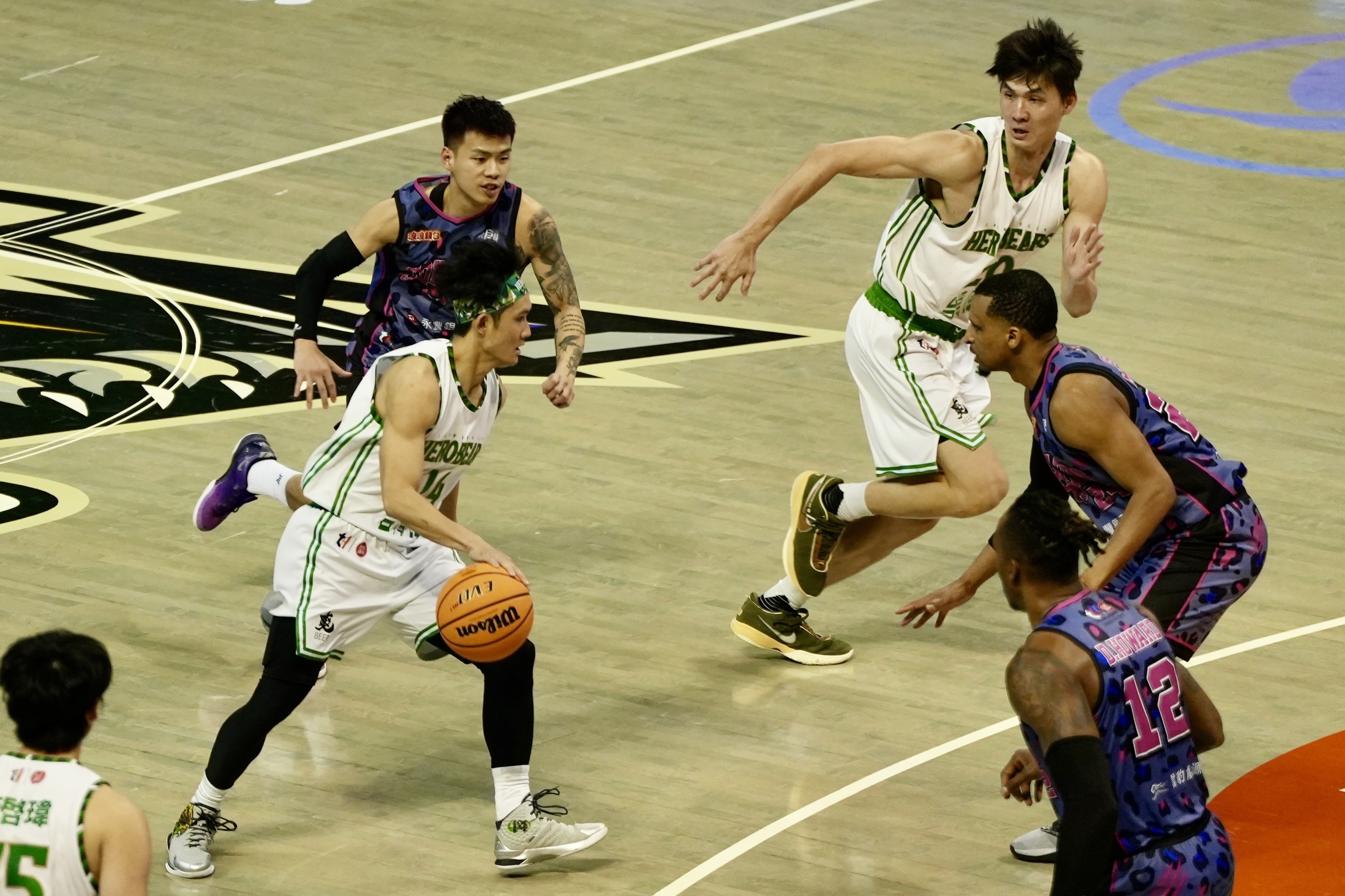 衝突首度交手　蔣淯安專注在場上　陳孝榕想釋放