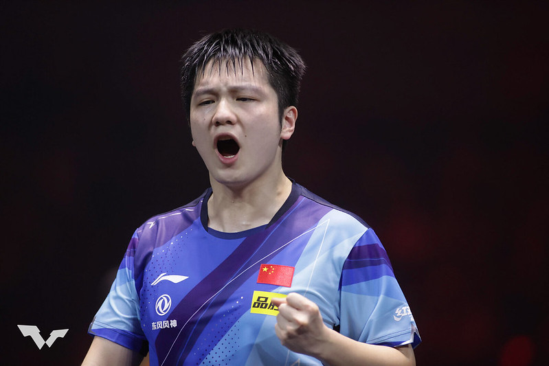 WTT大滿貫男單決賽兩代球王交鋒　樊振東再勝馬龍連霸