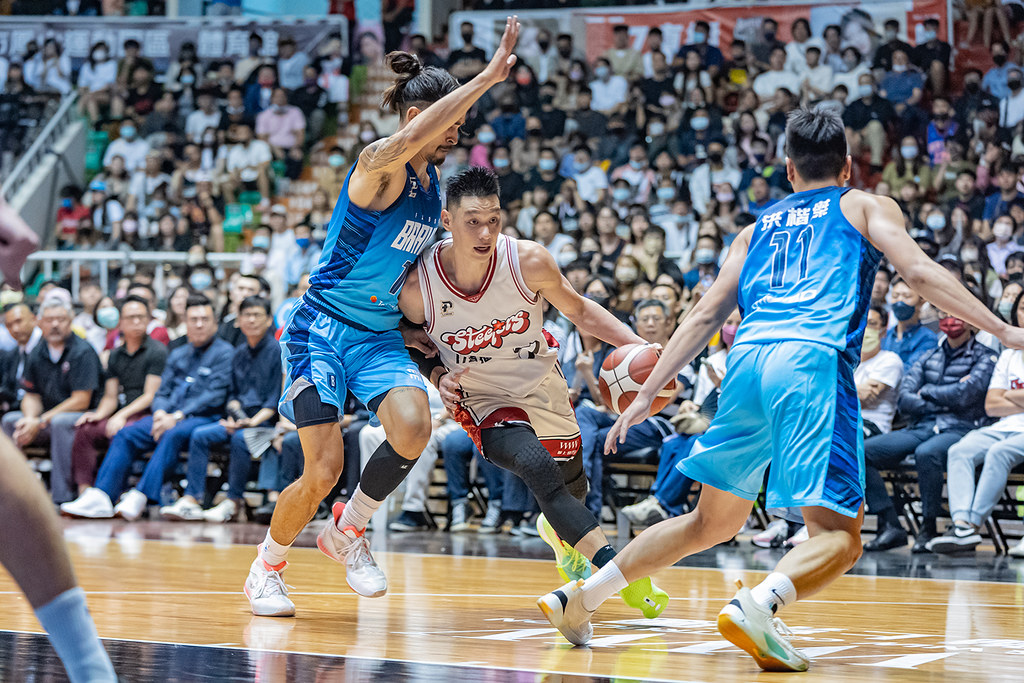 勇士嚴防林書豪4人輪流伺候　鄭志龍盼本土別太依賴他