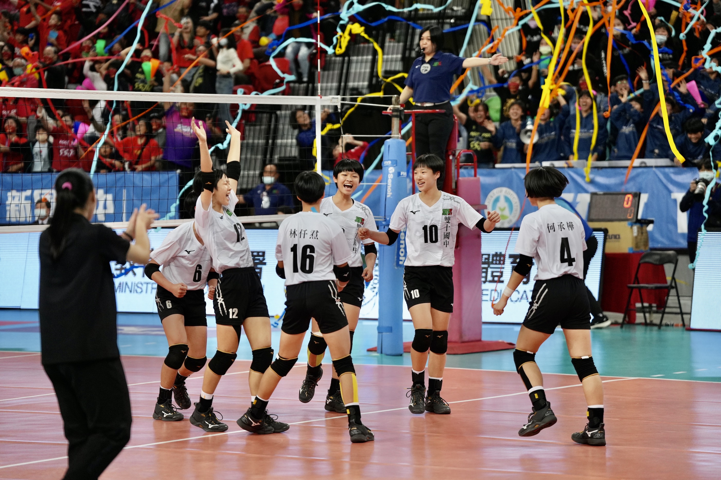 國中排球甲級聯賽　雙十締造三連后　內埔首度封王