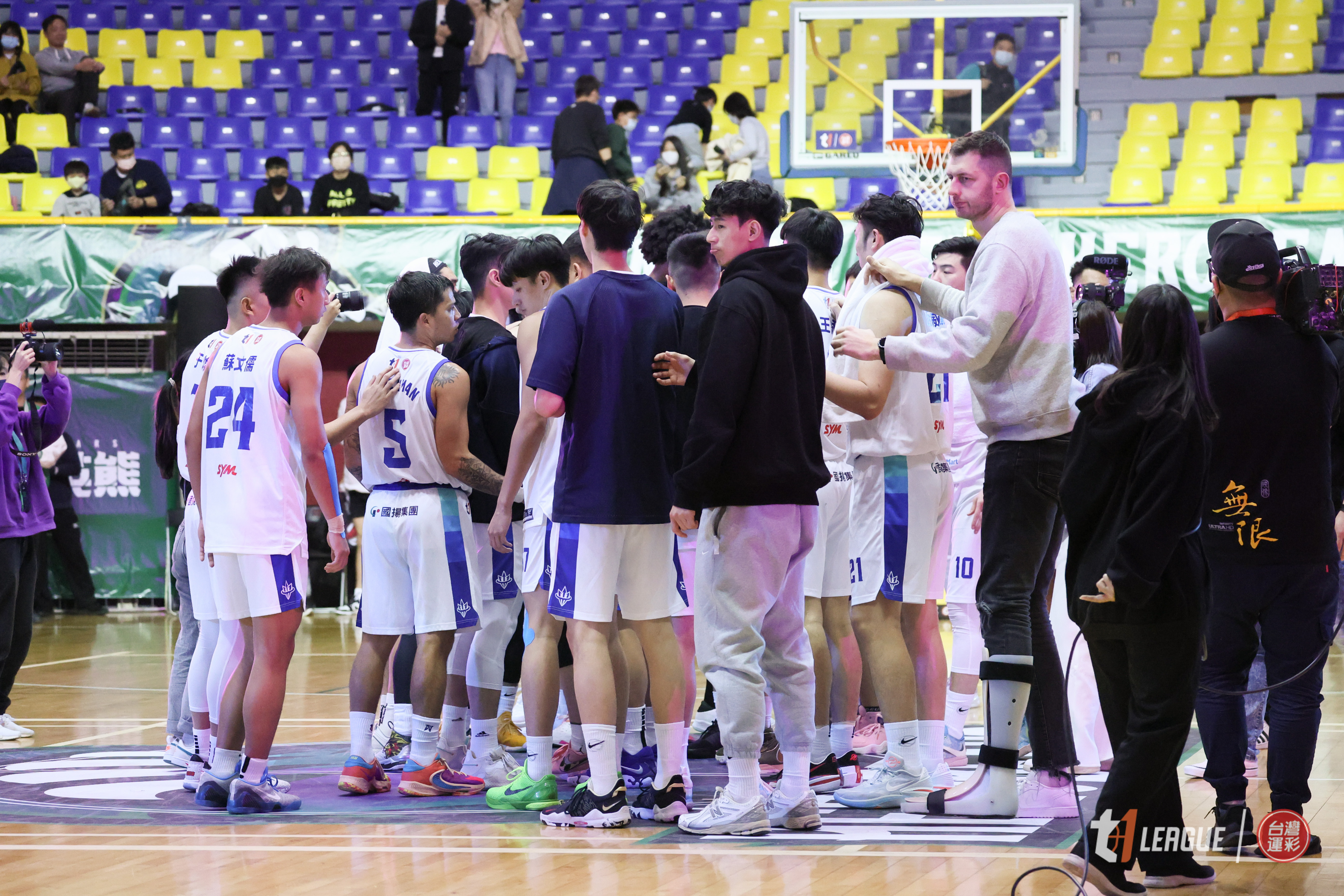 板凳席對哨音反應激烈　海神教頭賽後拒答