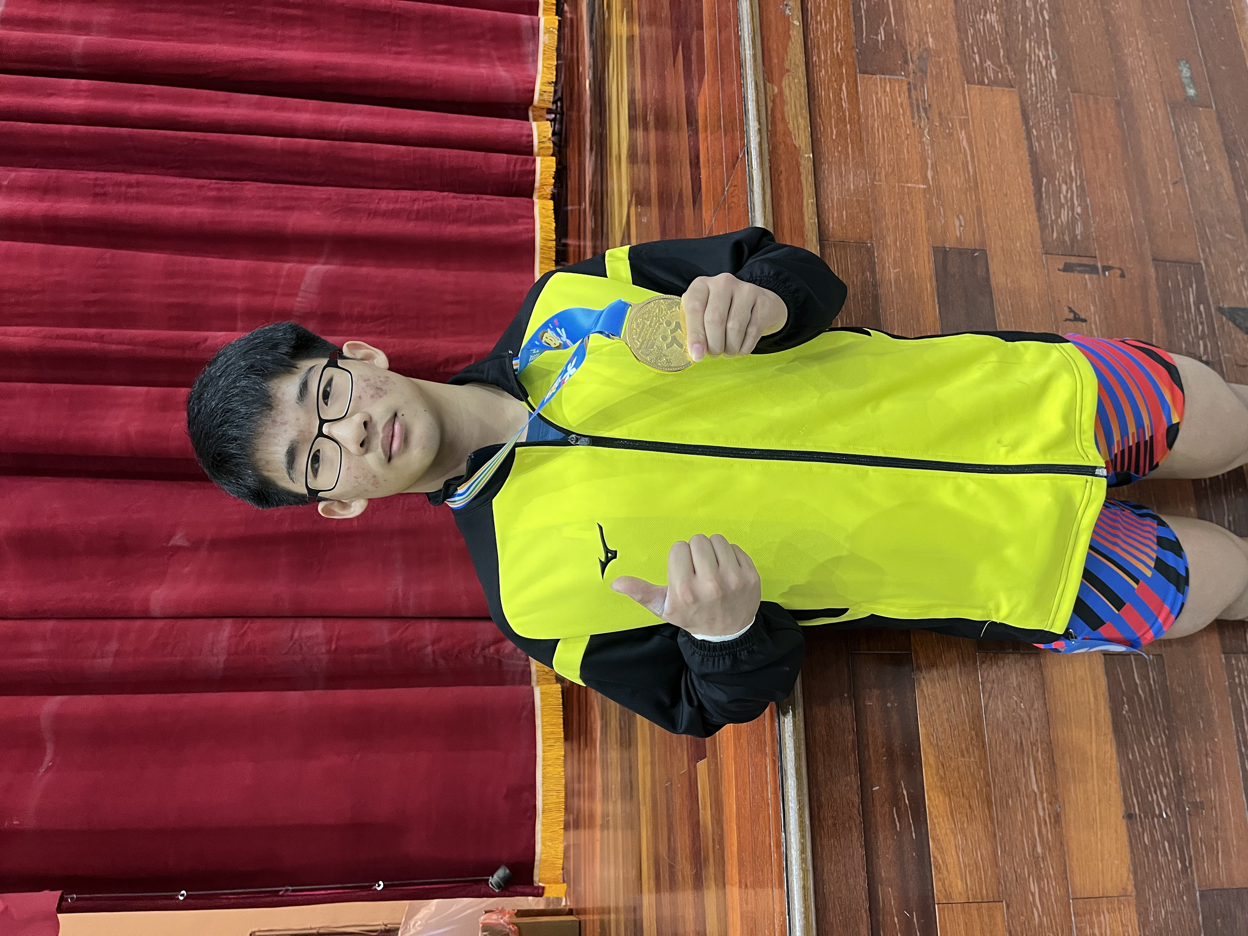 從偶然接觸到全中運金牌　許嘉祐愛舉重不用理由