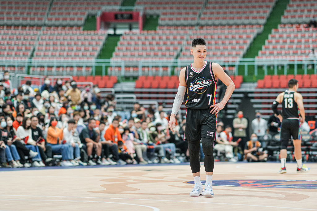 林書豪半場砍32分破紀錄　兄弟對決第3回合率鋼鐵人領先