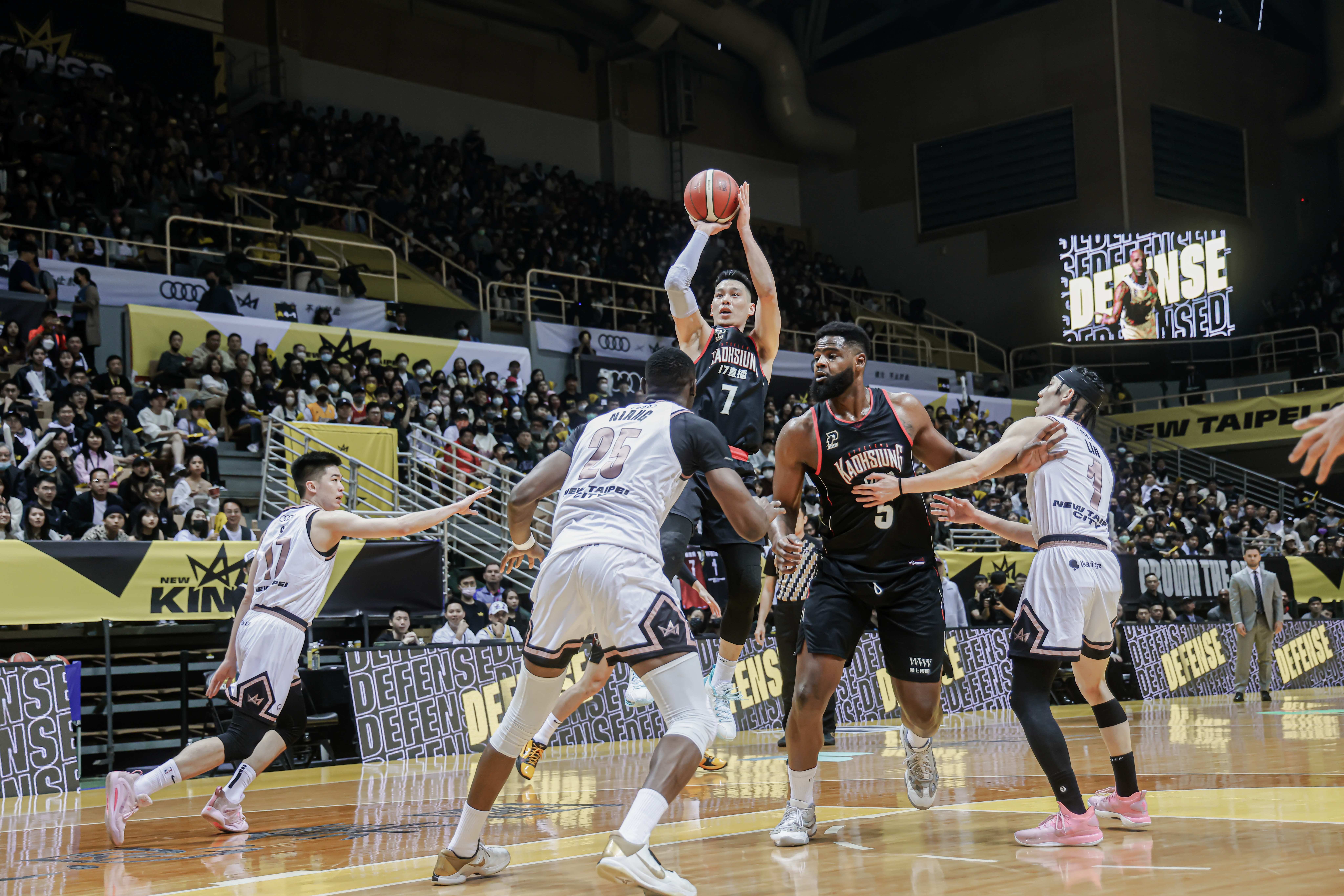 林書豪第2度大三元　鋼鐵人8連勝卻被中斷