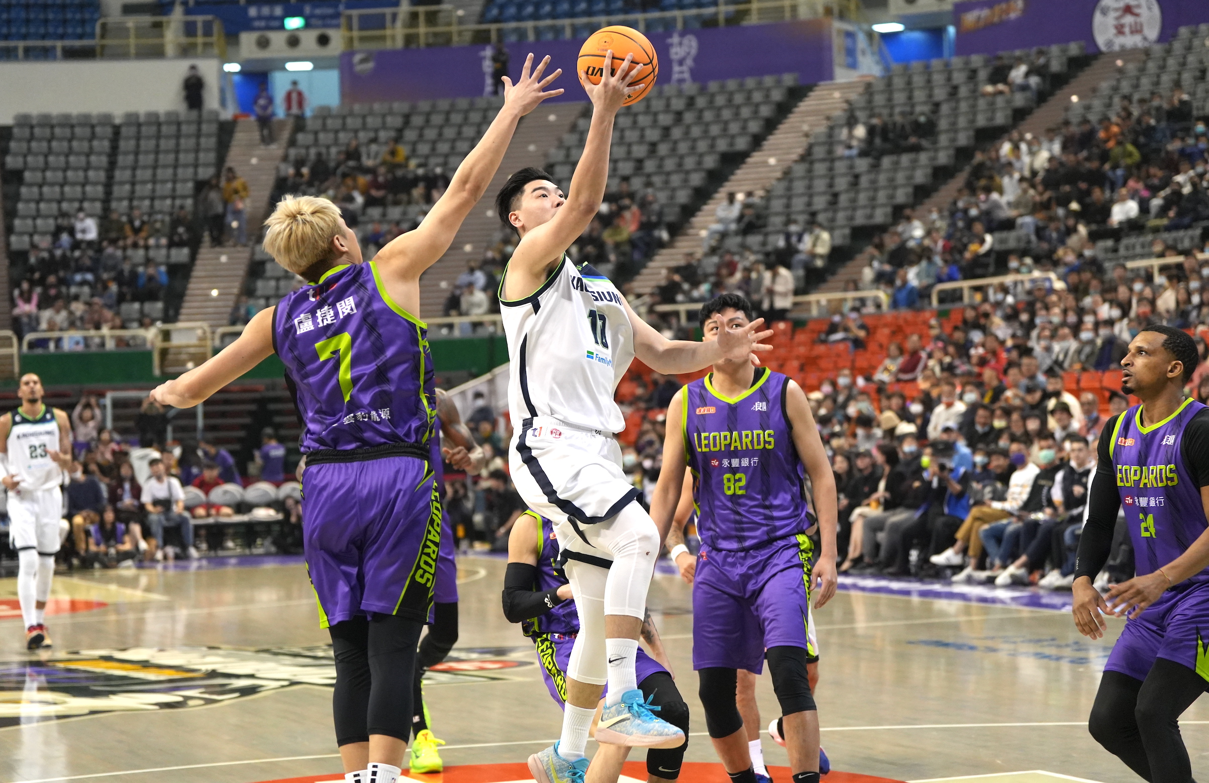 T1單月獎項　胡瓏貿MVP阿修羅最佳外援