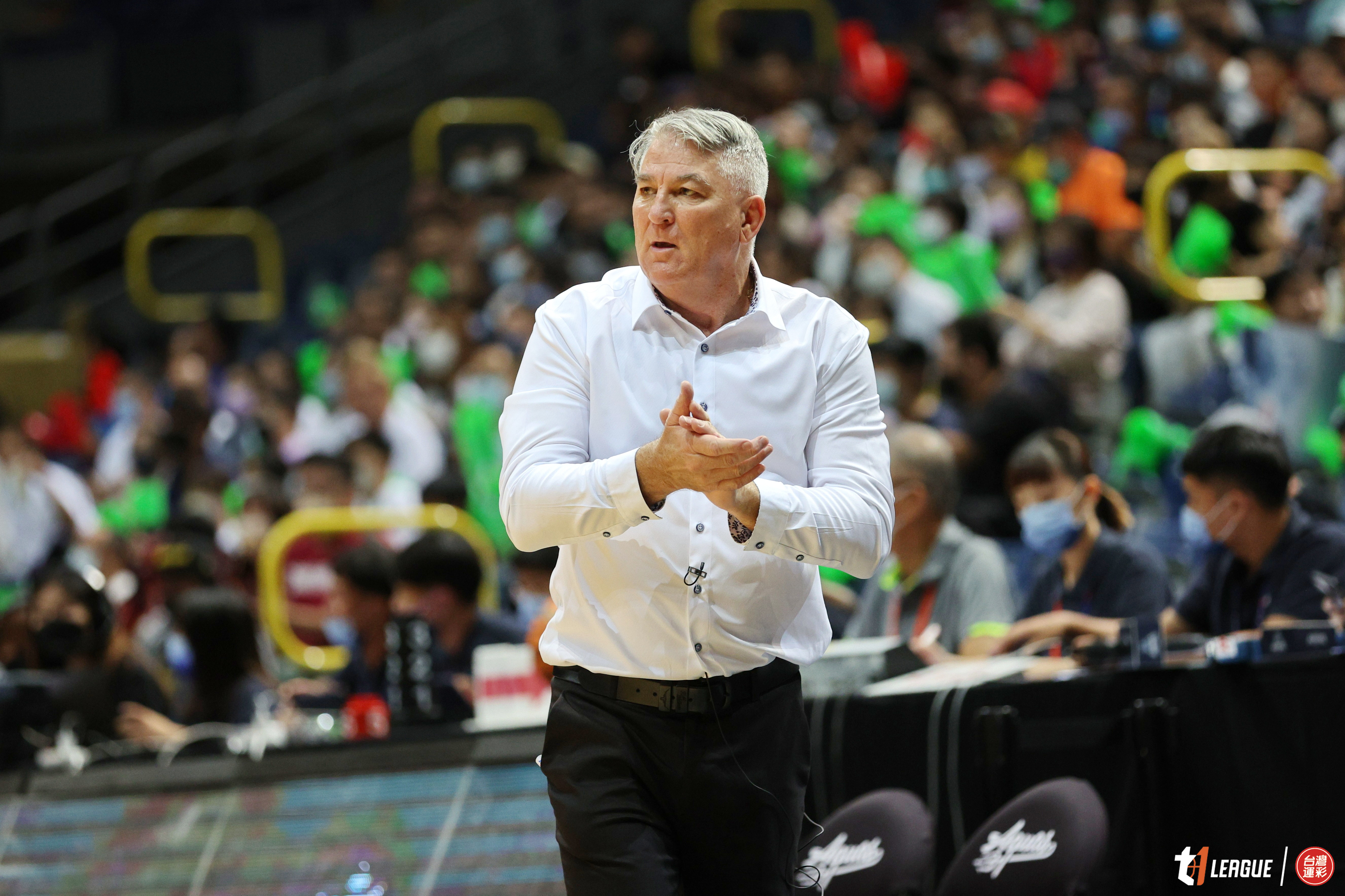 賽後怒斥對手不斷抱怨　海神教頭喬伊斯：離裁判們遠一點