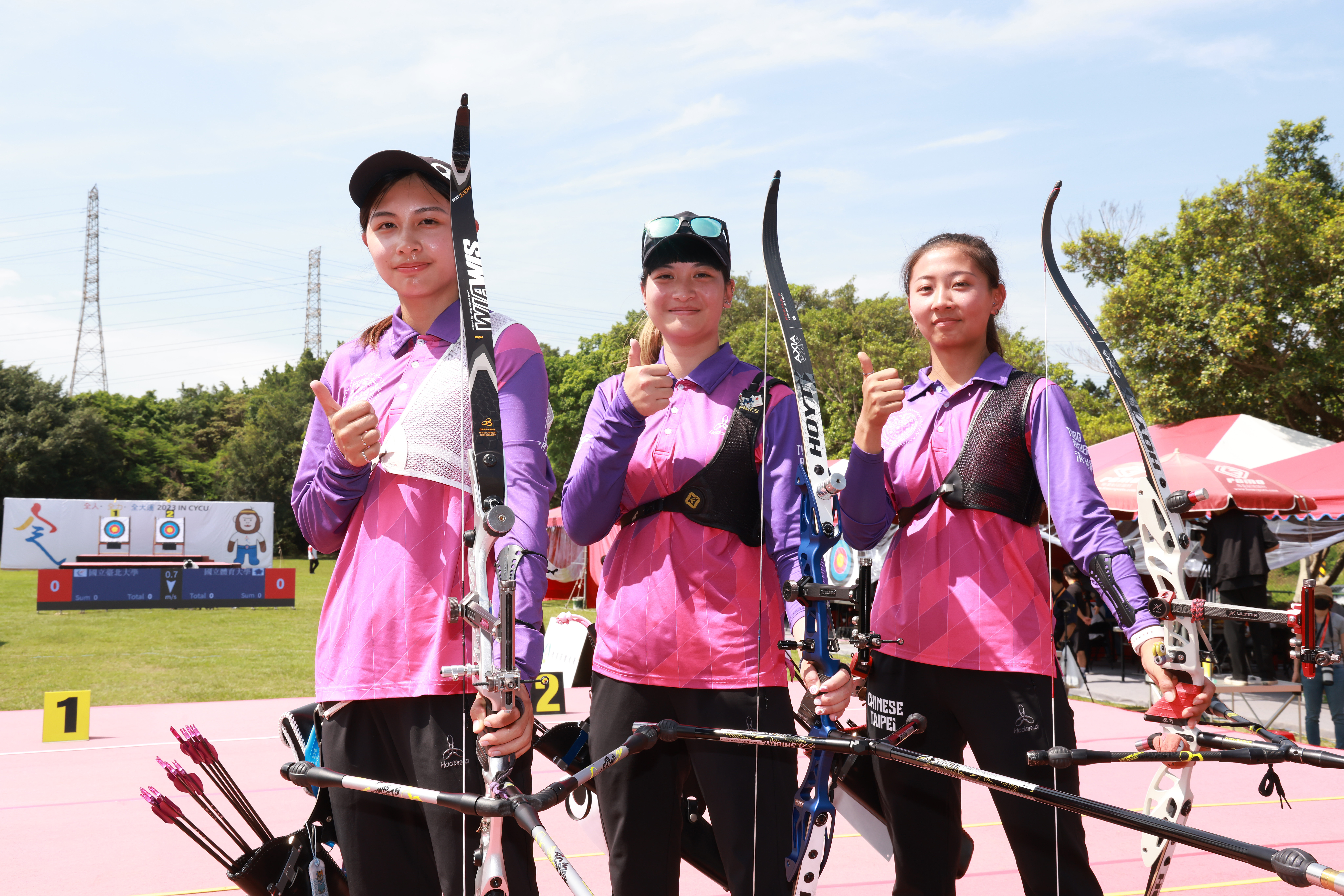 從國二到大一都是女團金牌　邱意晴率清華奪回后冠