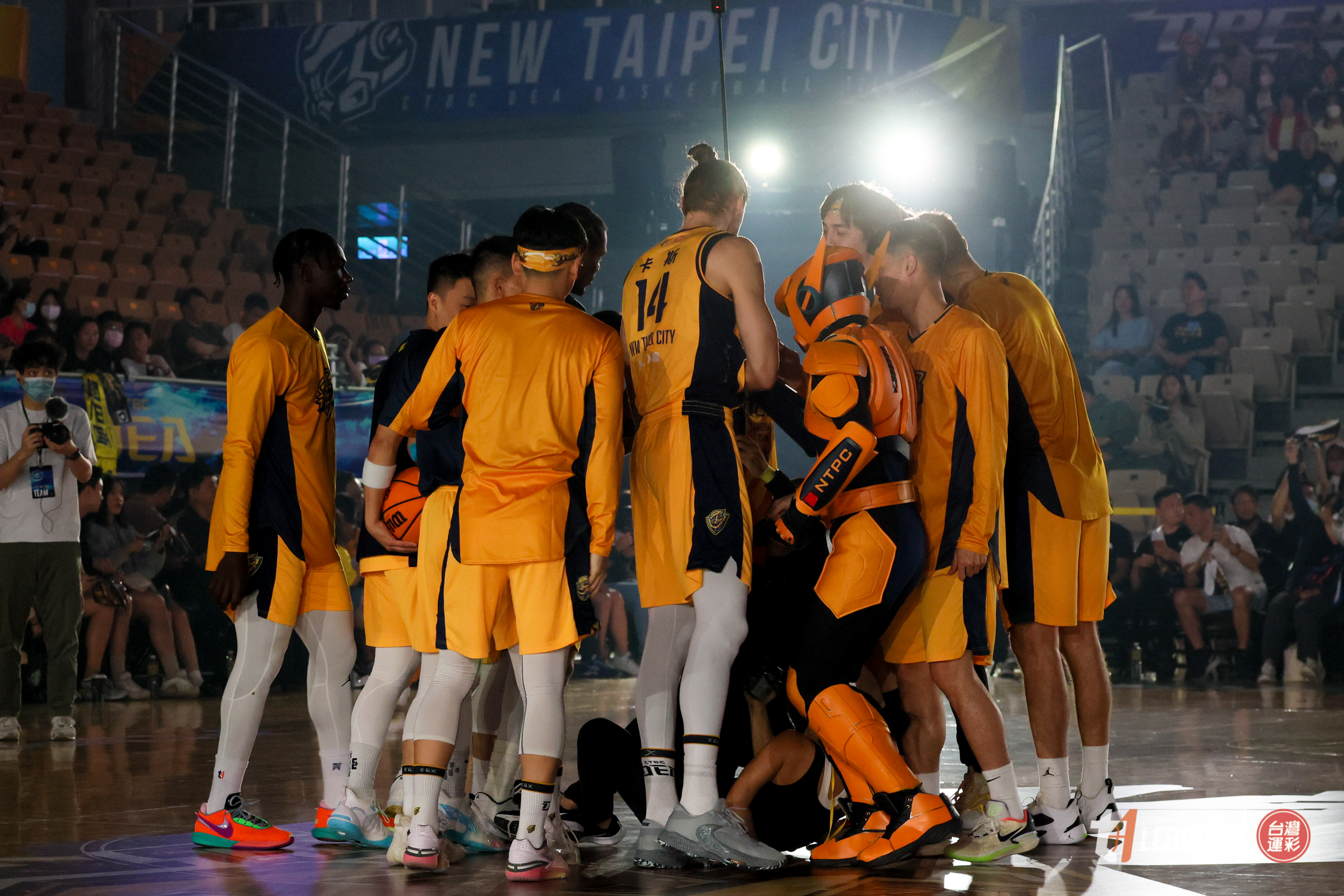 特攻橫掃太陽　直落3晉級冠軍戰