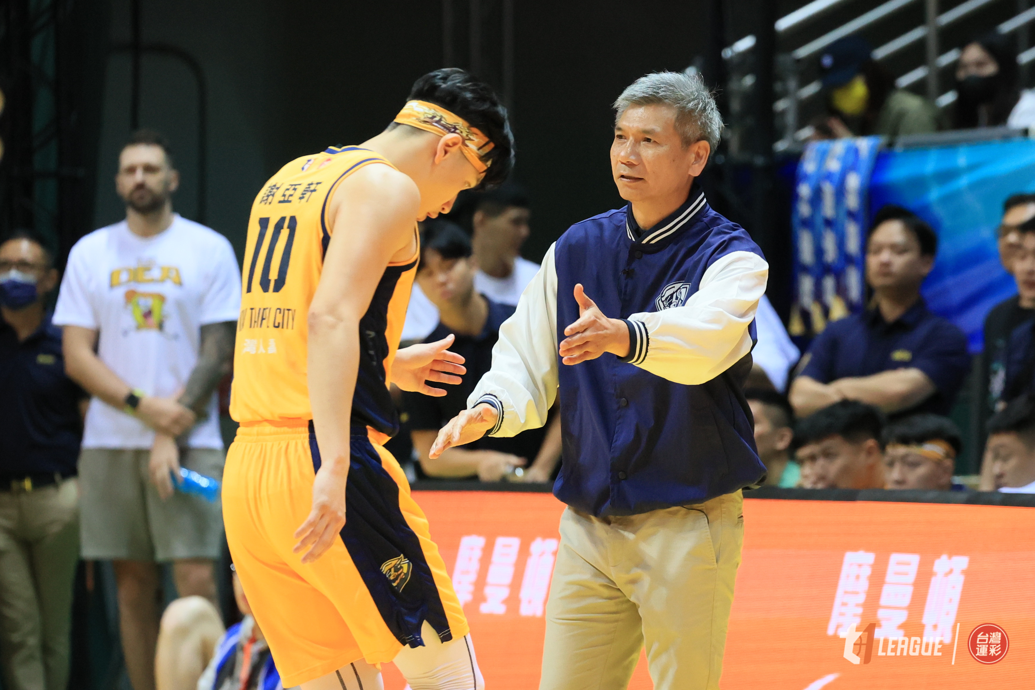 李逸驊獲年度教練　看球員進步更開心