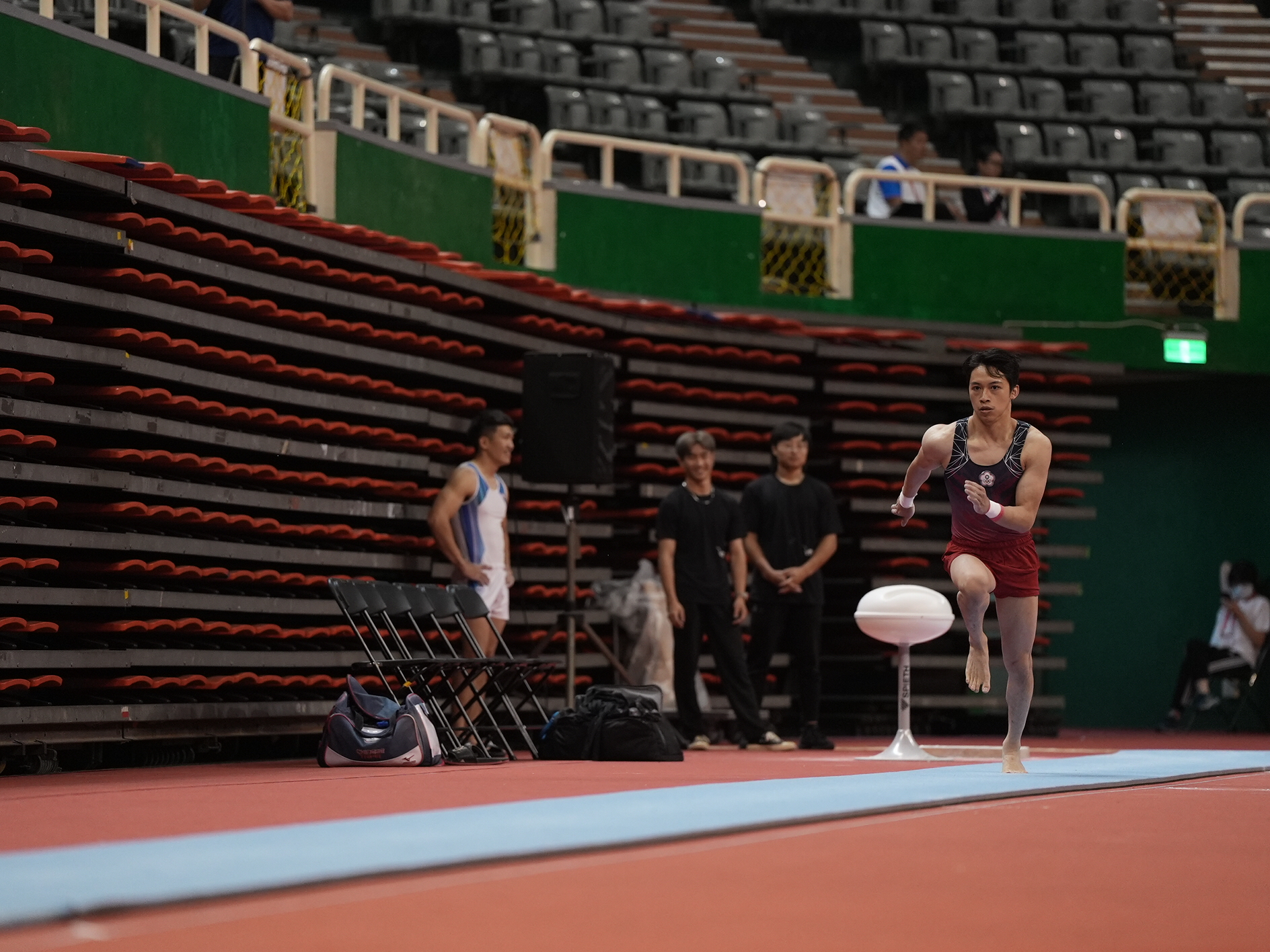 全大運體操男子全能林冠儀首度封王　蕭佑然摘銀滿意表現