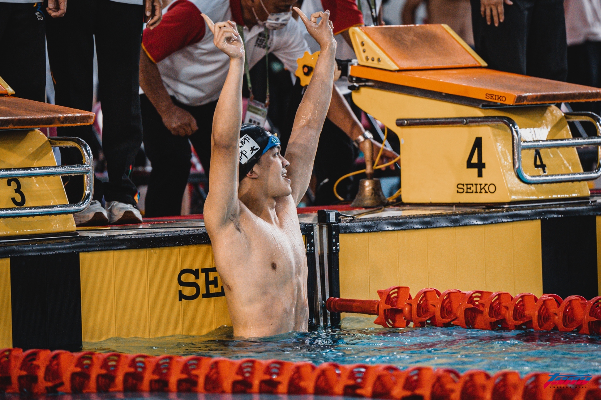 臺師大公開男400混接力逆轉奪冠　粉碎北市大莊沐倫8金夢