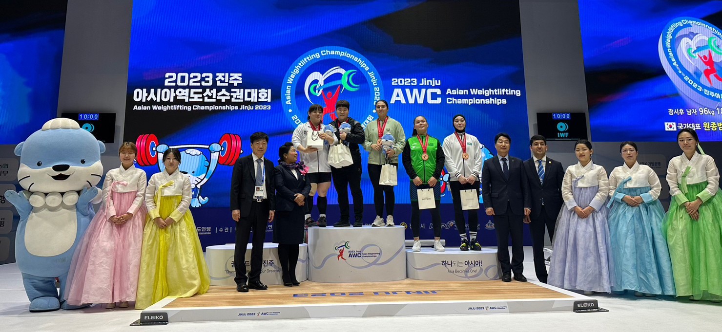 舉重亞錦賽　女子87公斤級羅楹湲摘2金1銀