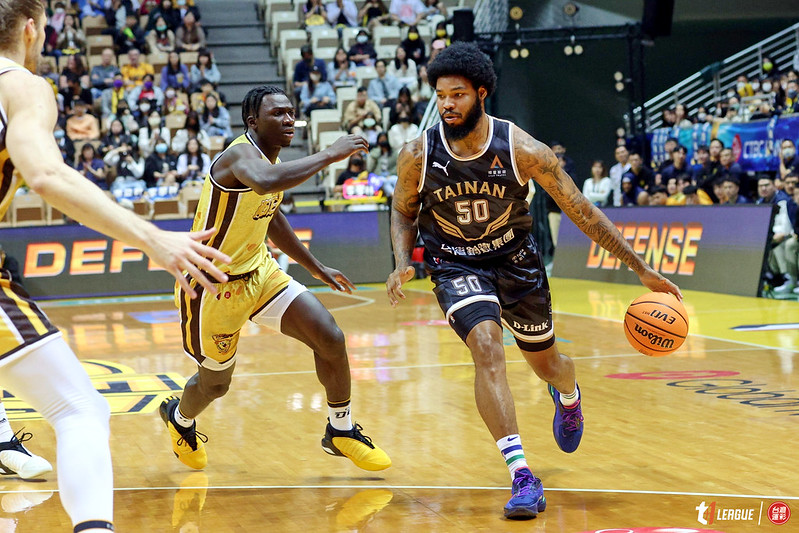 獵鷹冠軍賽首戰變陣　布拉休陣改登錄威樂斯