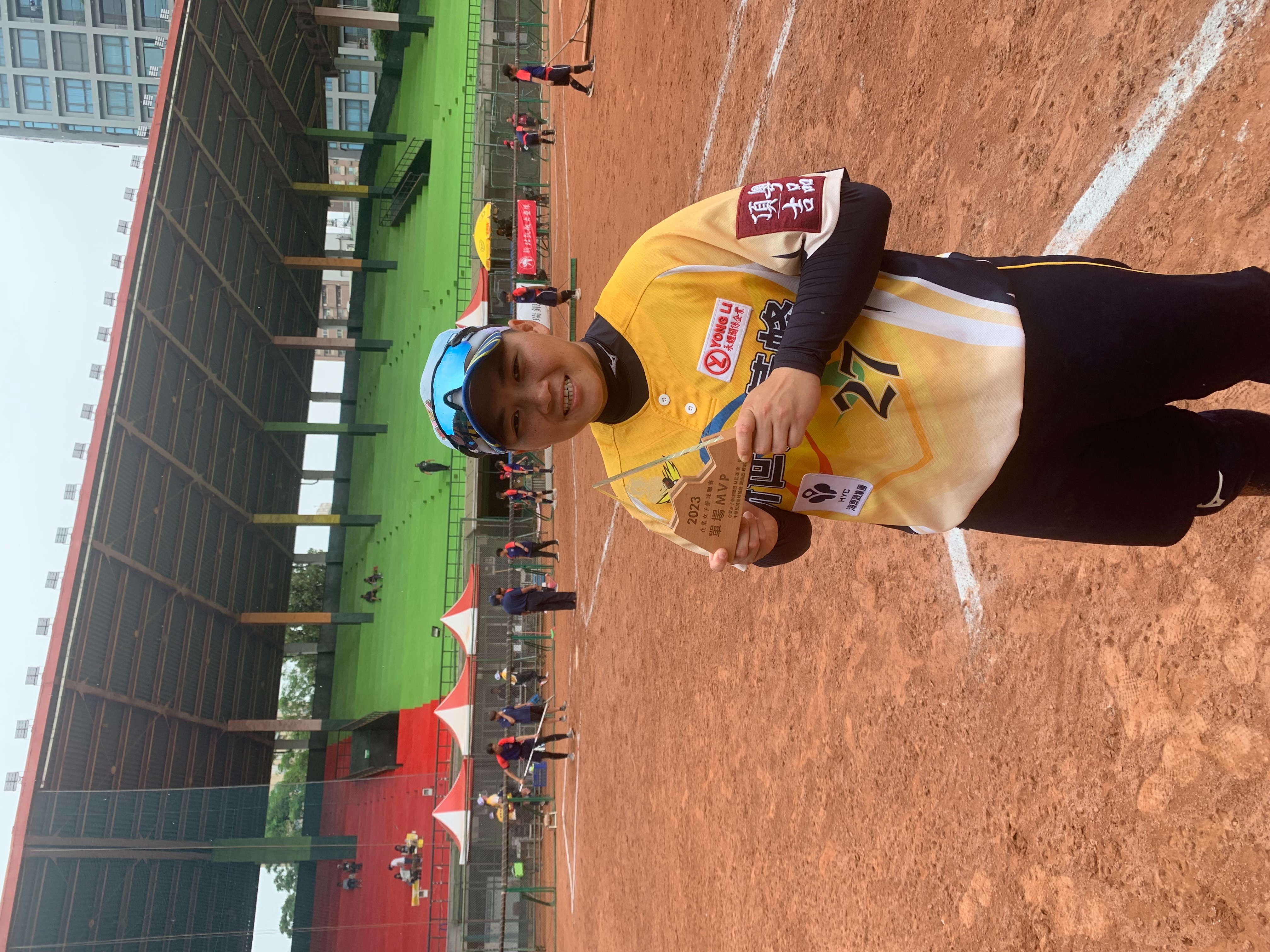 洋將對決Alyson完投7局更勝一籌　黃蜂力挫凱撒