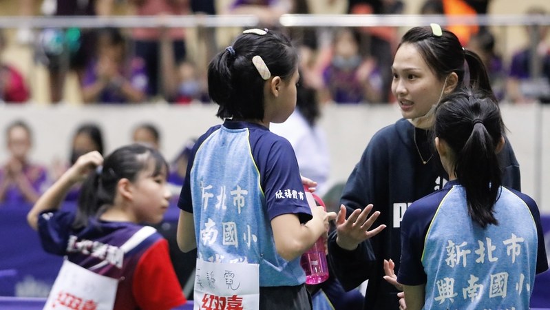 有拜有保庇　興南國小女子桌球進自由球8強