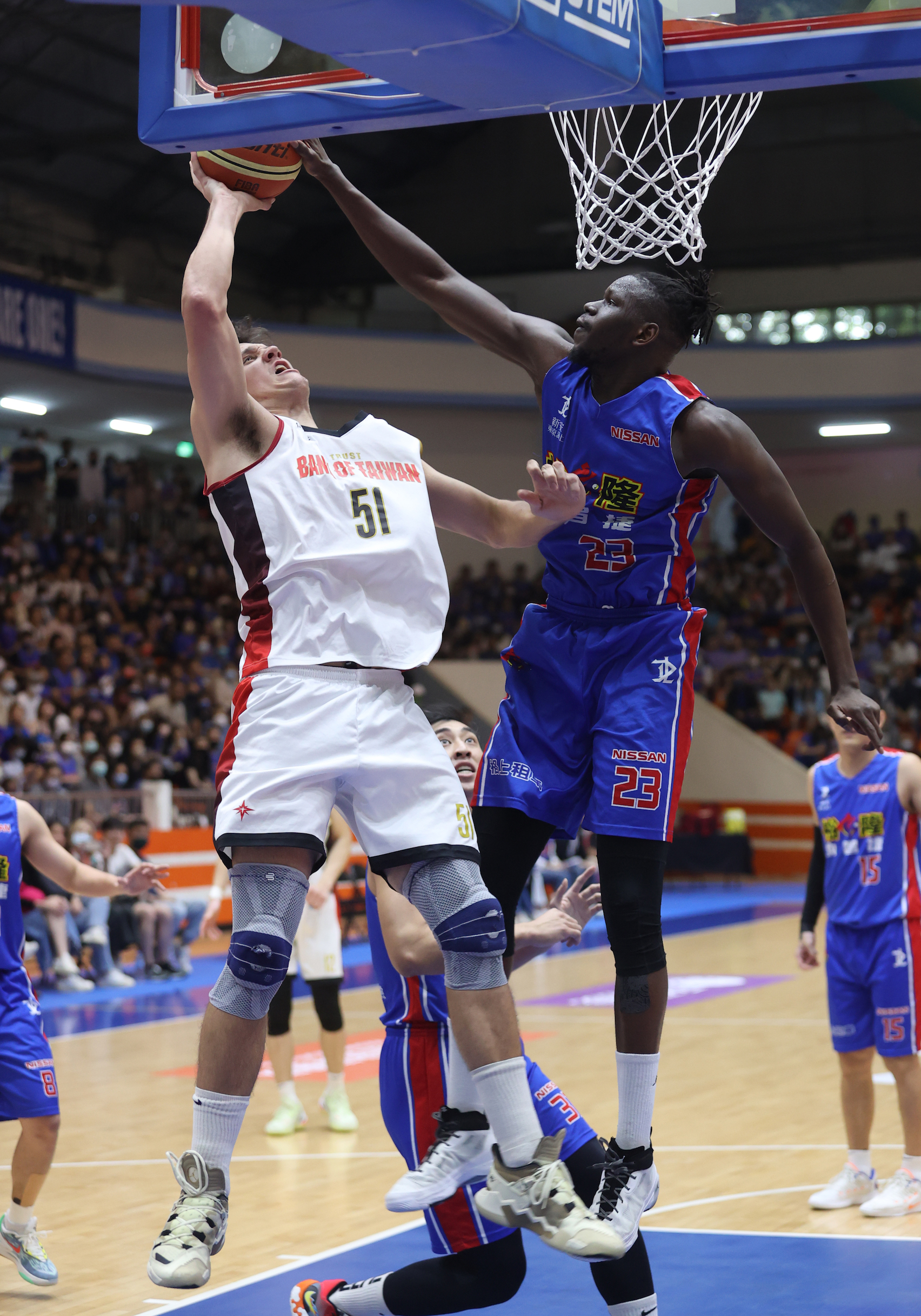 台銀簡家暐23分率隊擊敗裕隆　明天第5戰決定總冠軍落誰家