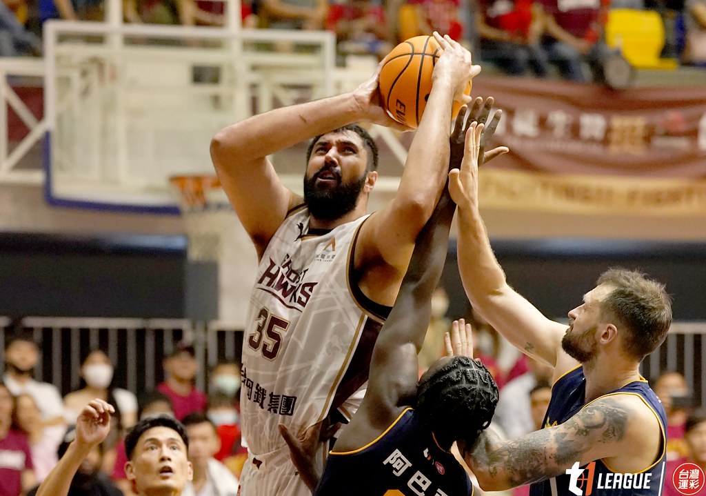 獵鷹「拉拉山」恐成絕響　錢韋成透露下季洋將補強方向