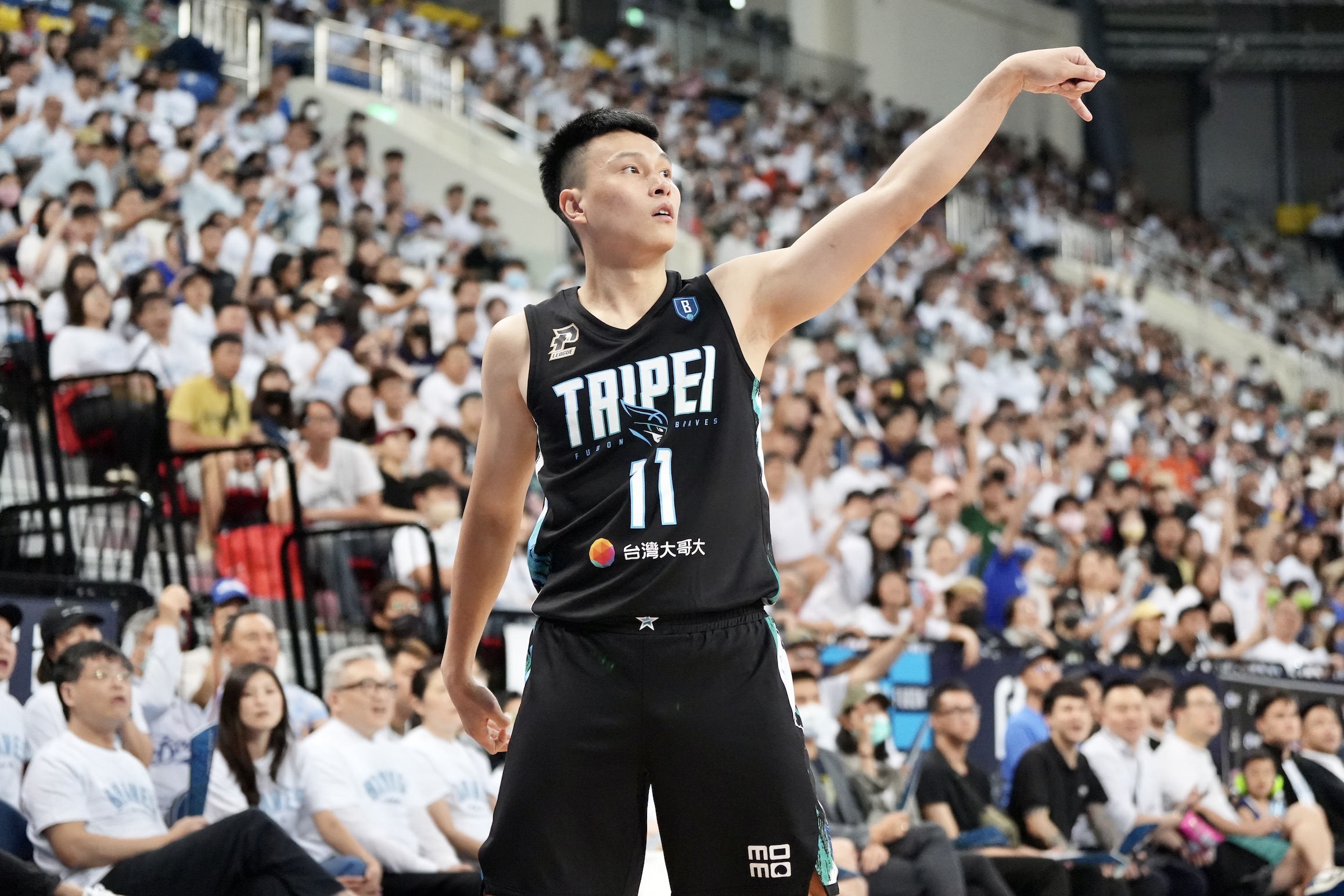 洪楷傑第4節發威　勇士搶先聽牌