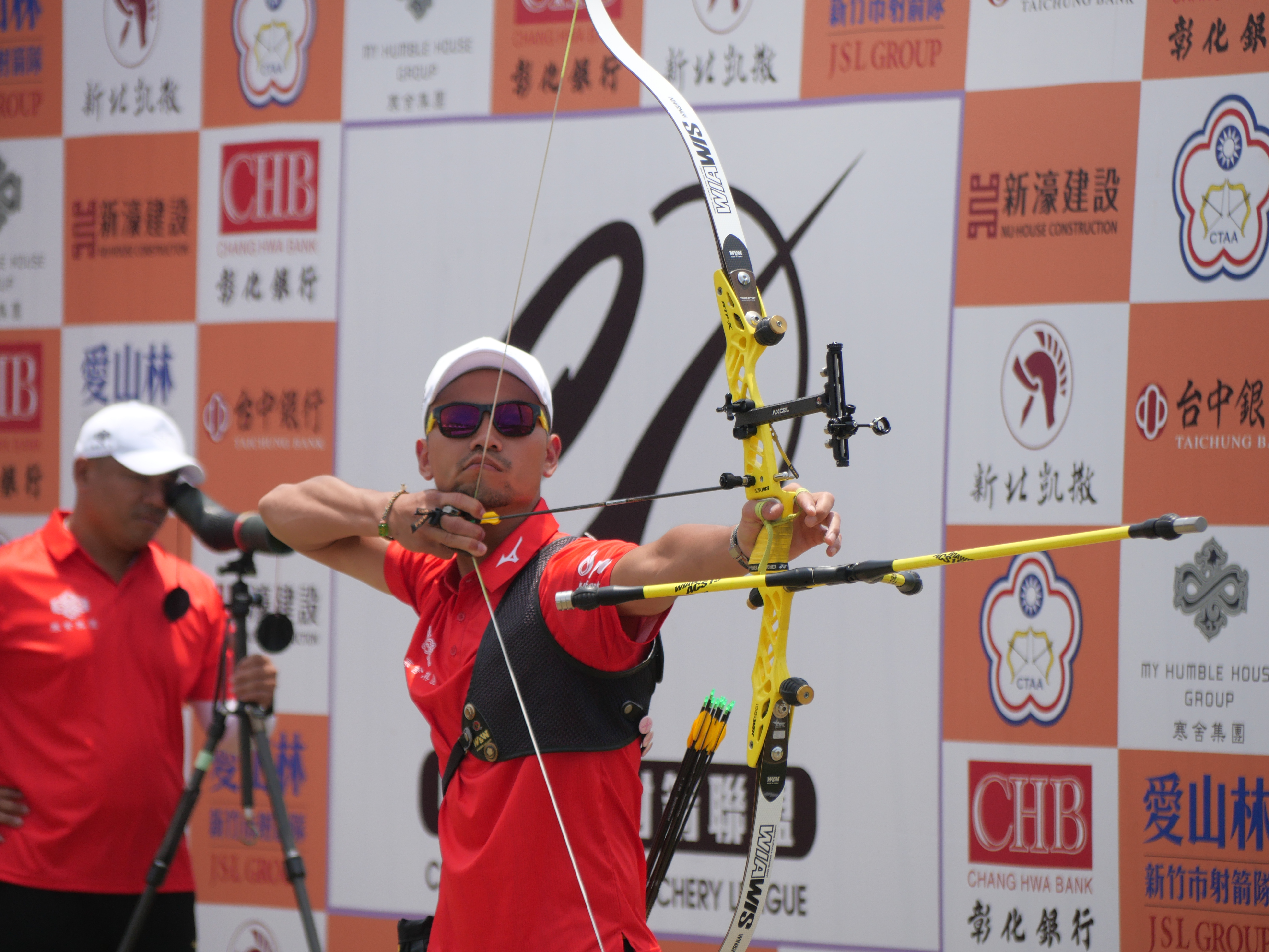 助寒舍男團本季不敗　魏均珩謙稱射箭小白