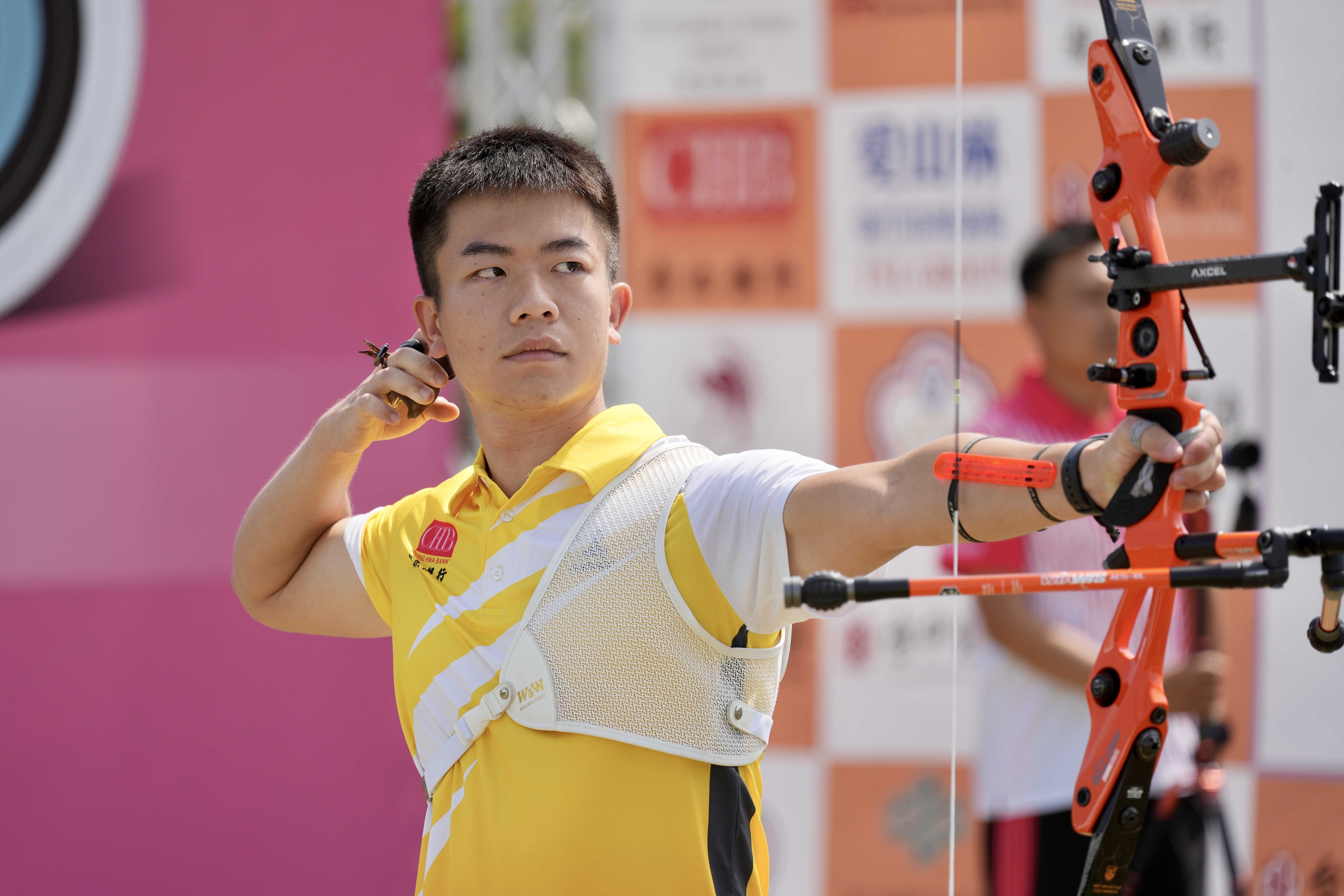 鄧宇成「開加速」6分鐘速勝　彰化銀行衝上龍頭寶座