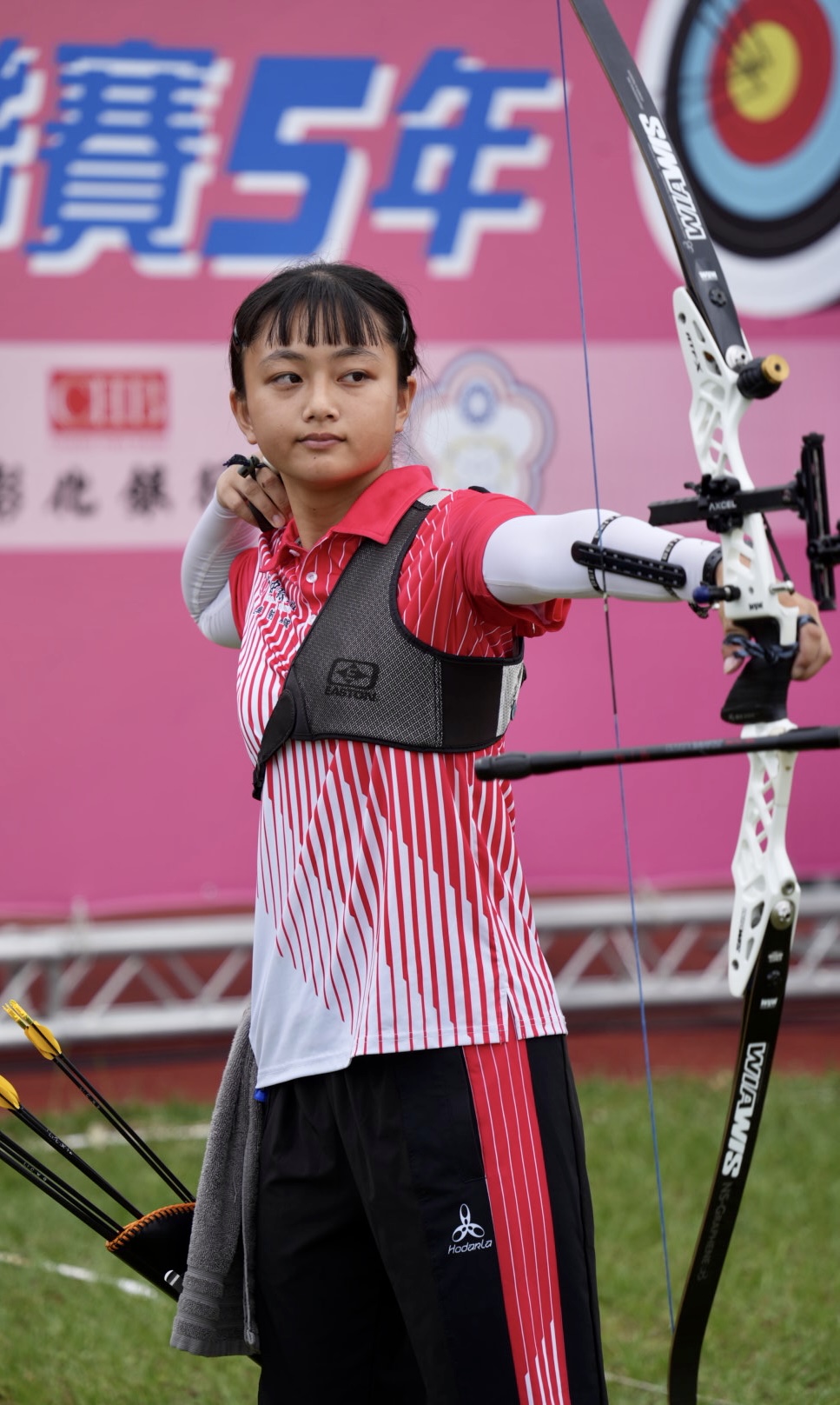 學弟妹加持主場優勢　李采璇女單完美初登場