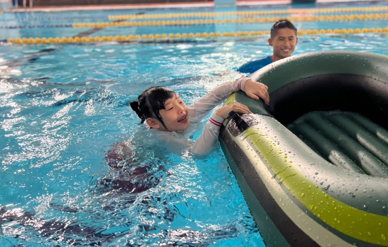 溺水多發生在畢業季與連續假期　體育署力推「水中自救4招式」