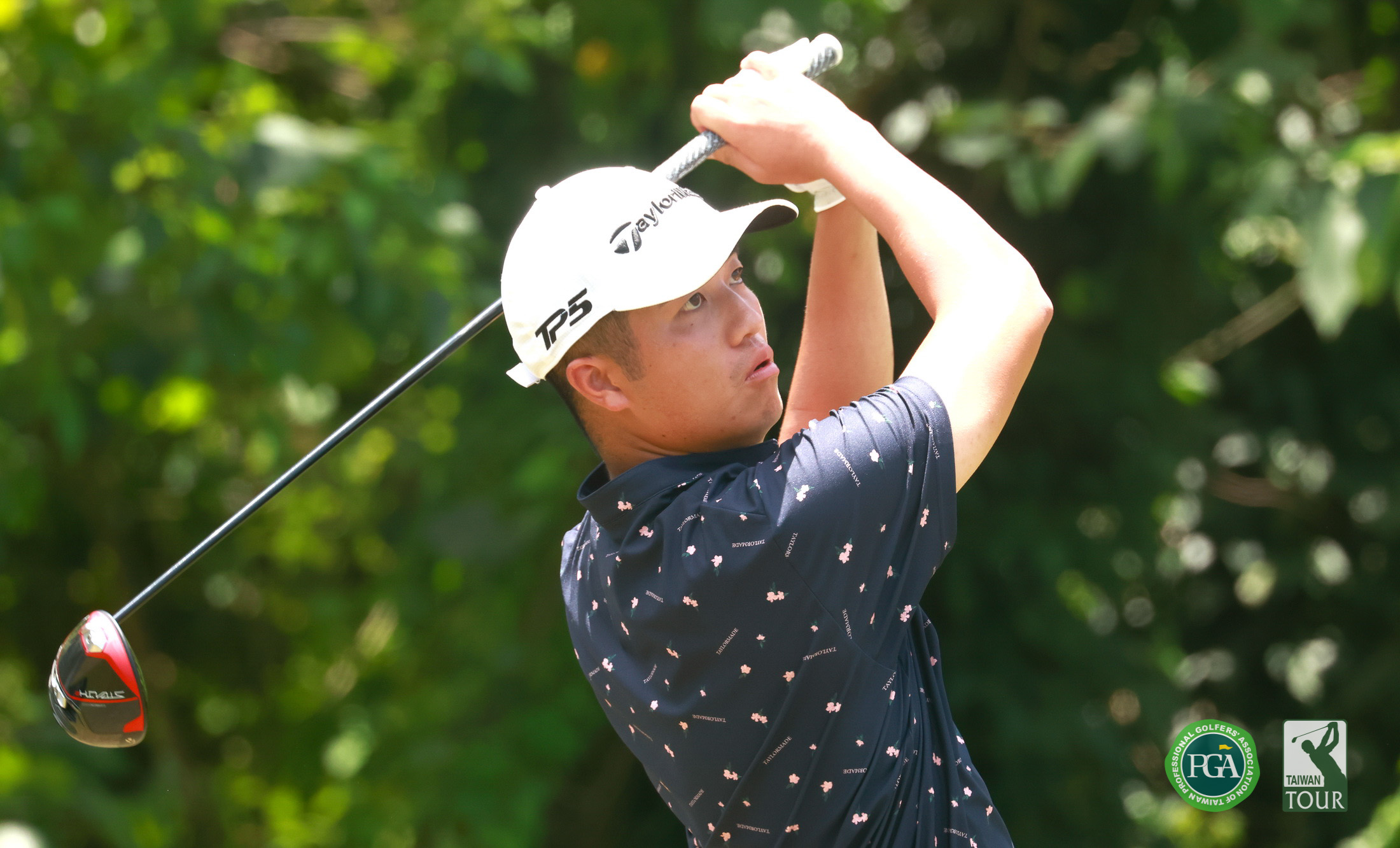 余松柏1桿領先　洪家煜1桿進洞