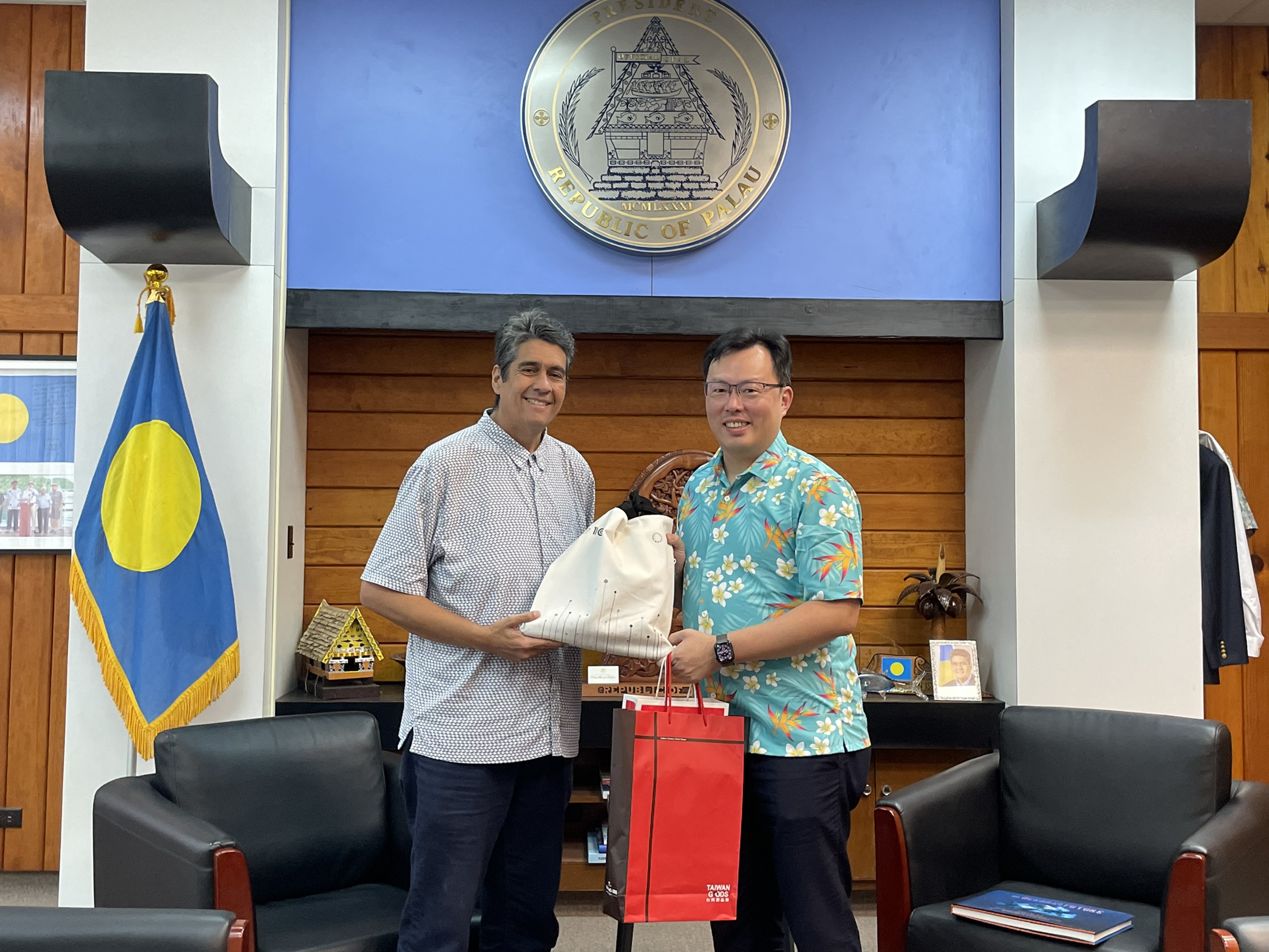 帛琉奧會邀請　體育署長鄭世忠獲得帛琉總統接見　