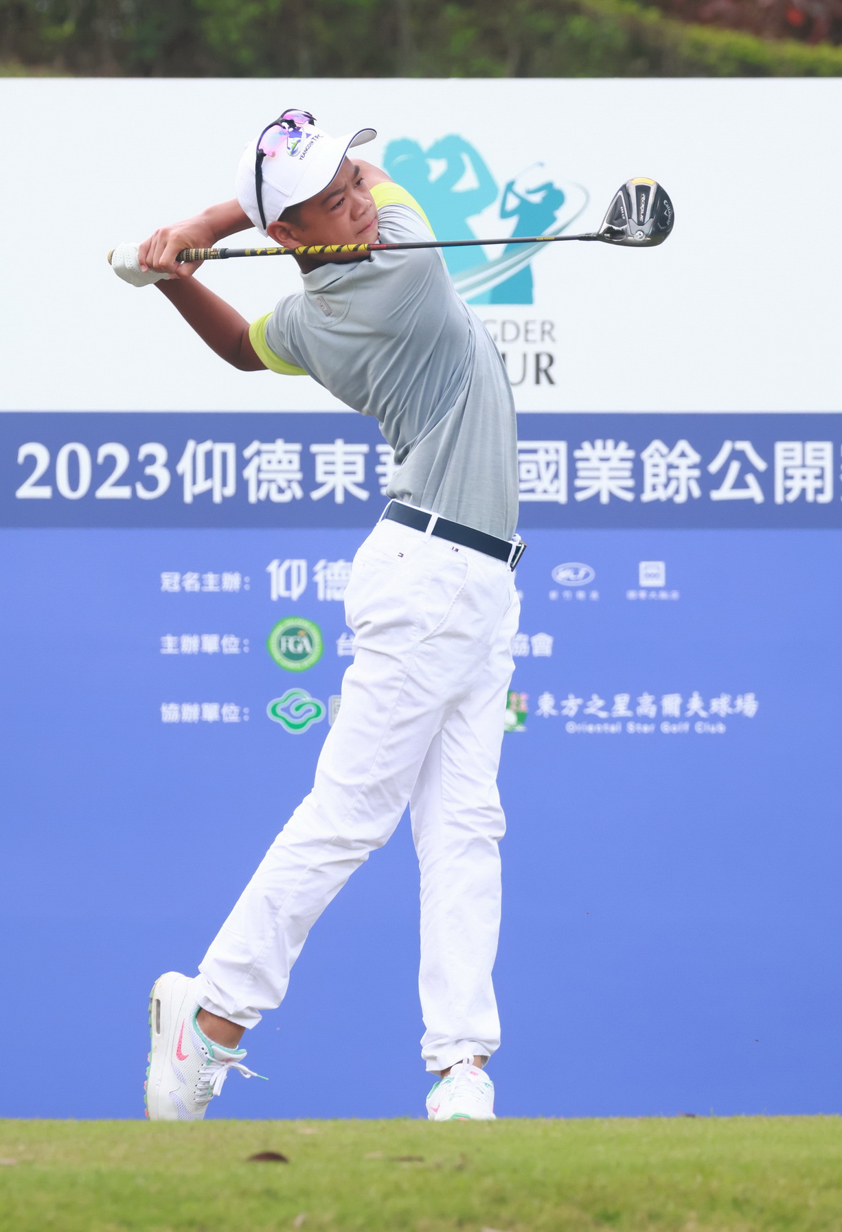 謝承洧衛冕成功　女子組陳薇安首奪冠