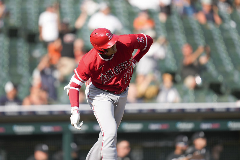 大谷翔平受傷退場？　還好只是抽筋