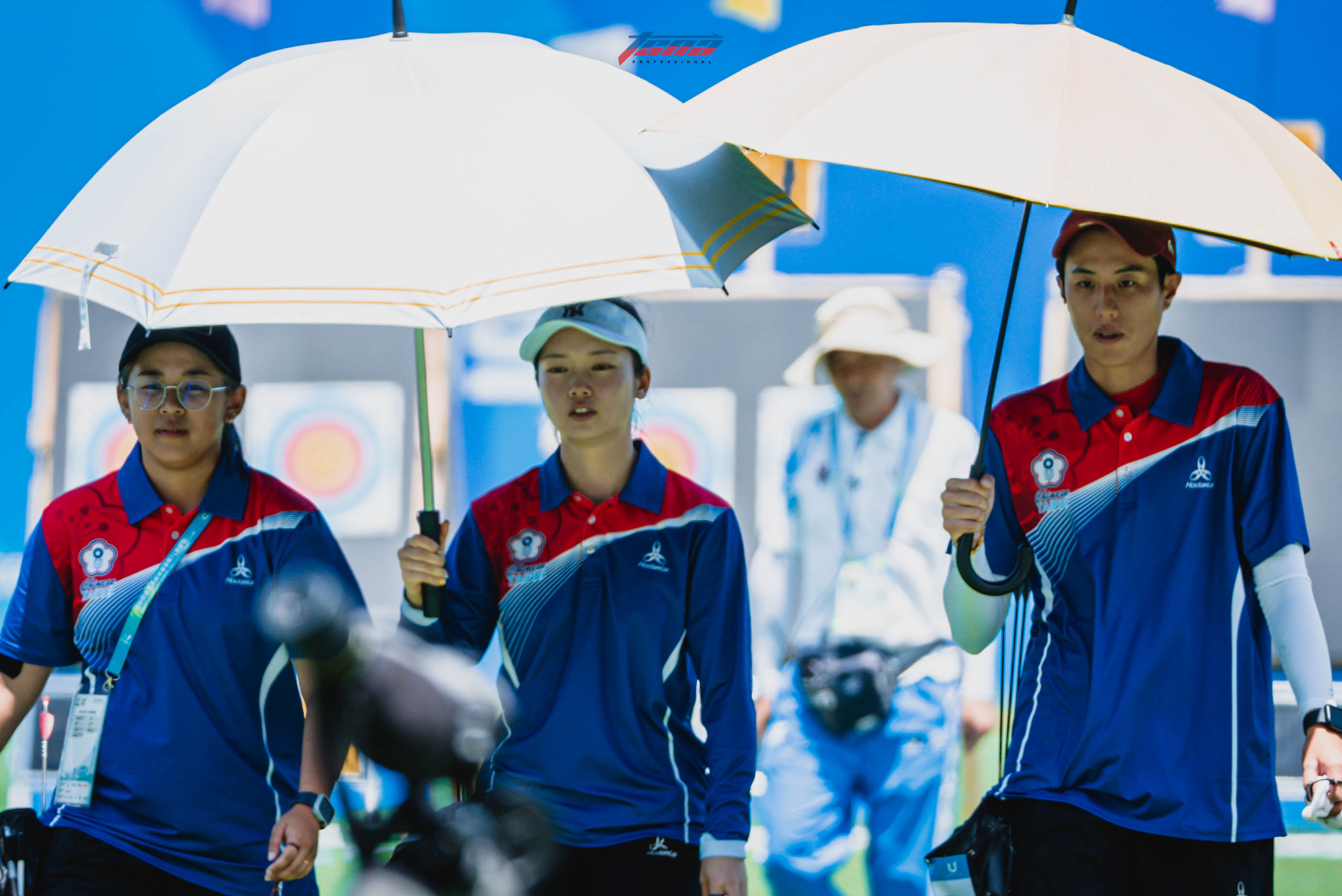 成都世大運射箭複合弓　中華女團後天爭銅  