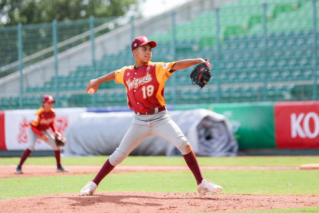 U12》委內瑞拉Rodriguez投打都亮眼　6局沒被敲安又猛打賞