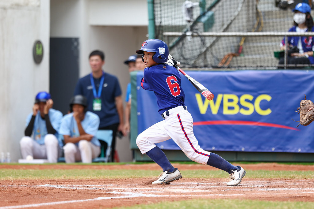 U12》羅浩翰強迫取分從二壘跑回得分　中華隊教頭讚：腳程快反應也好