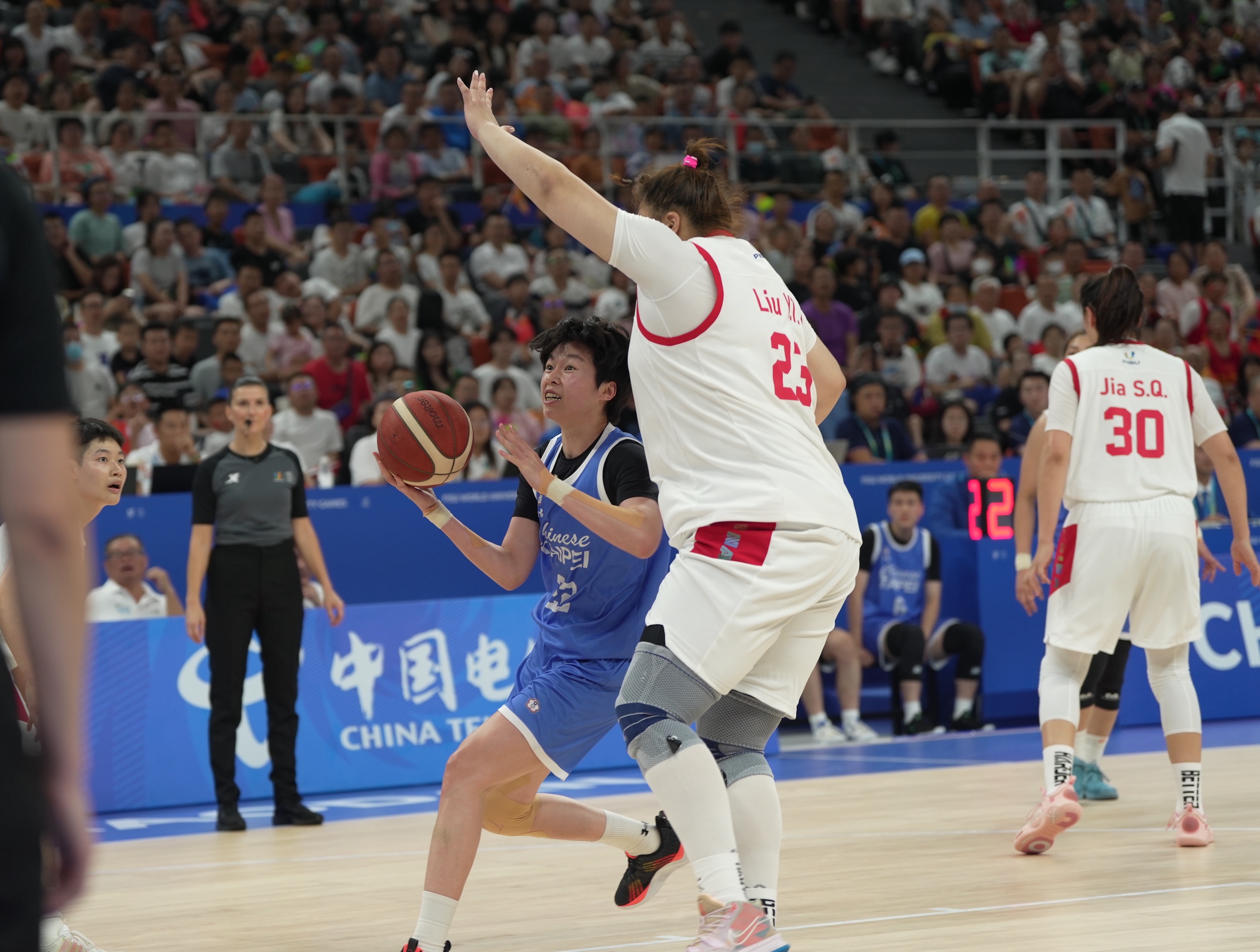 世大運》中華女籃4強不敵中國長人　將和芬蘭爭銅