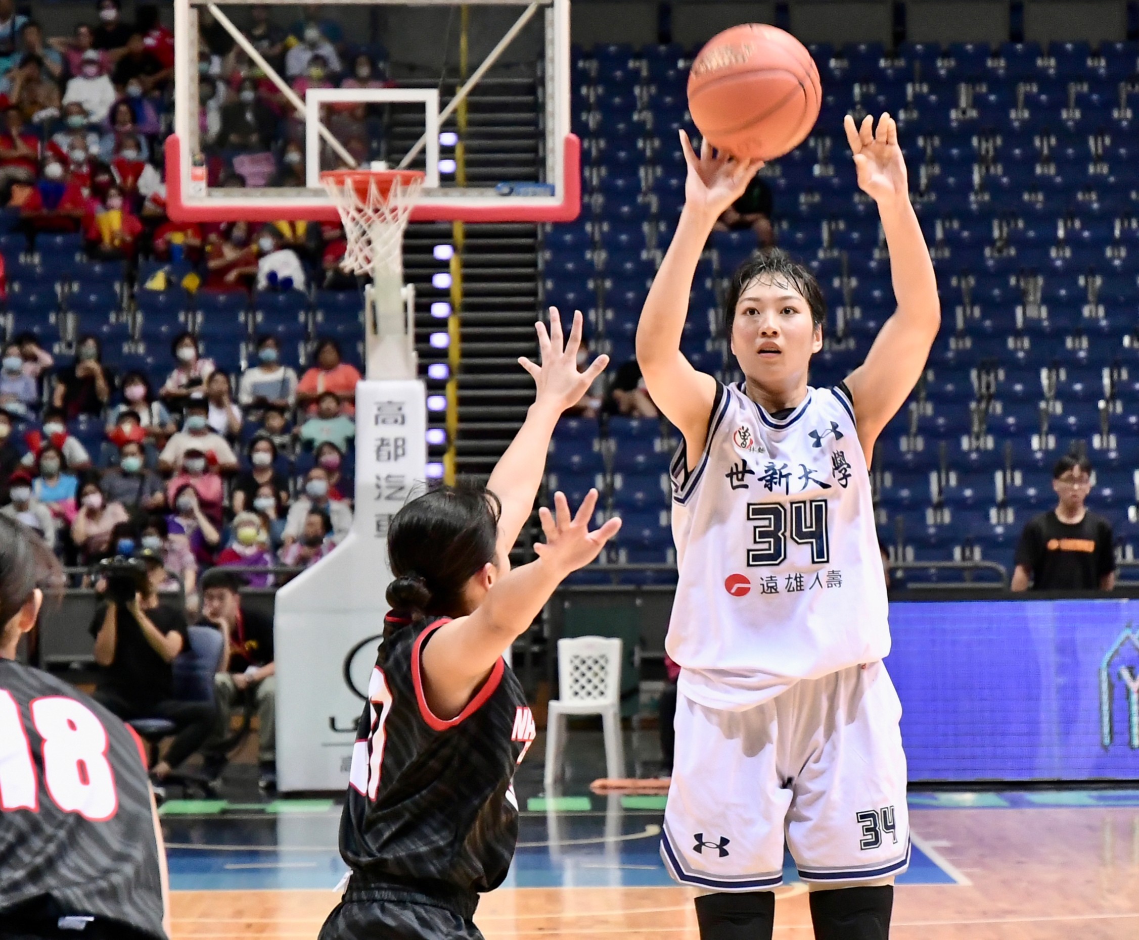 政大惜敗外籍軍團　世新女籃佛光盃首封后